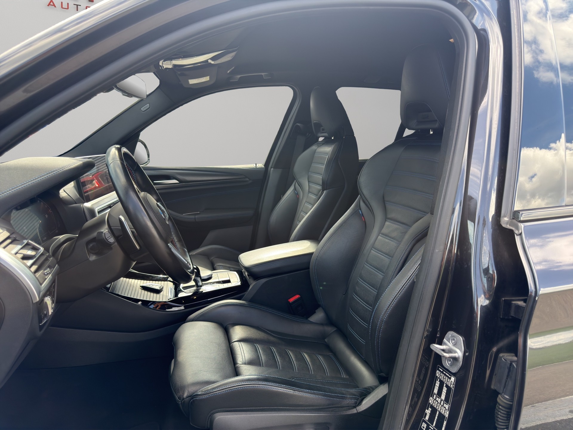 BMW X3 xDrive 48V M40d M Sport Edition Steptronic-image-16