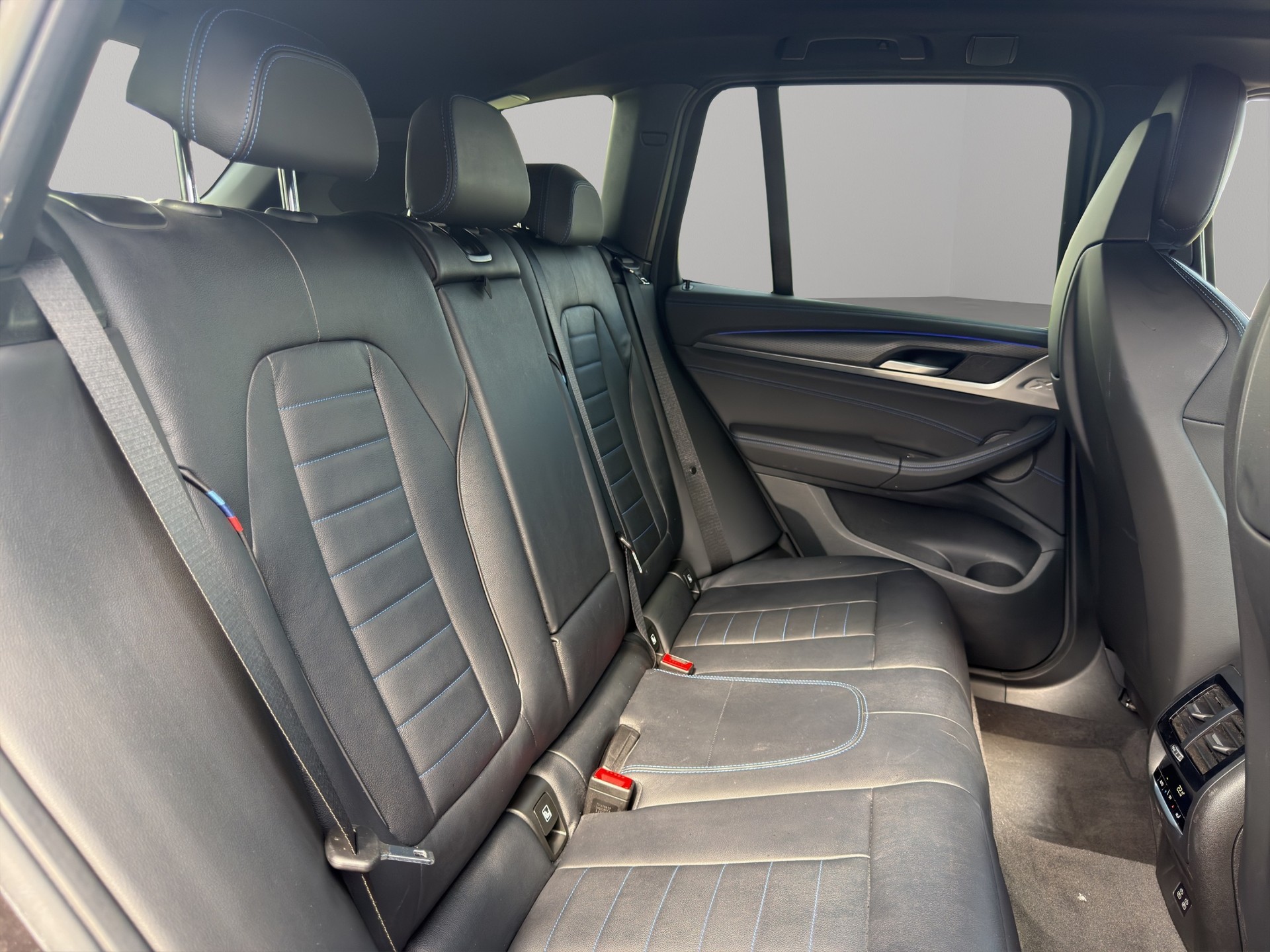 BMW X3 xDrive 48V M40d M Sport Edition Steptronic-image-22