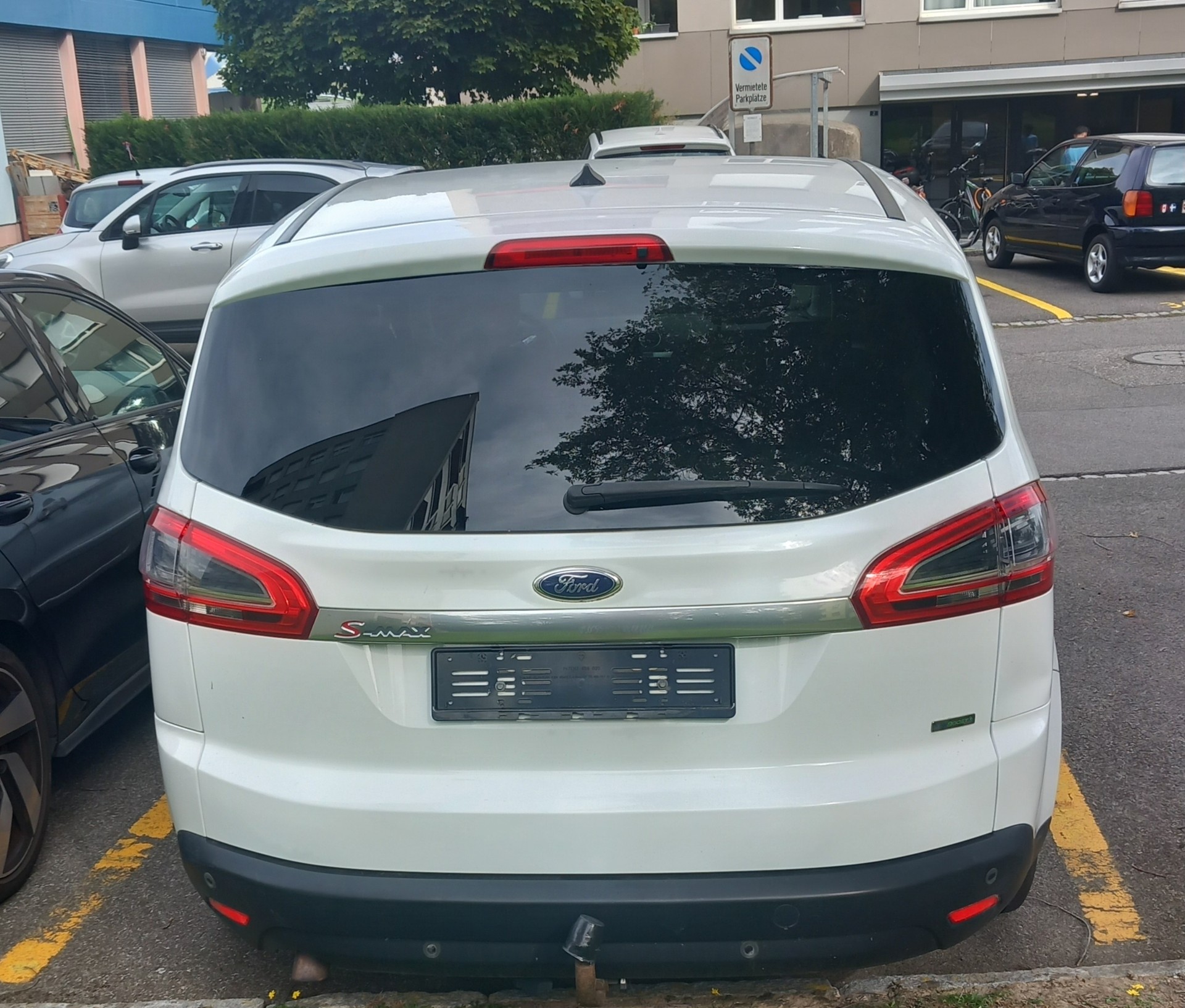FORD S-Max 1.6 SCTi Titanium-image-2