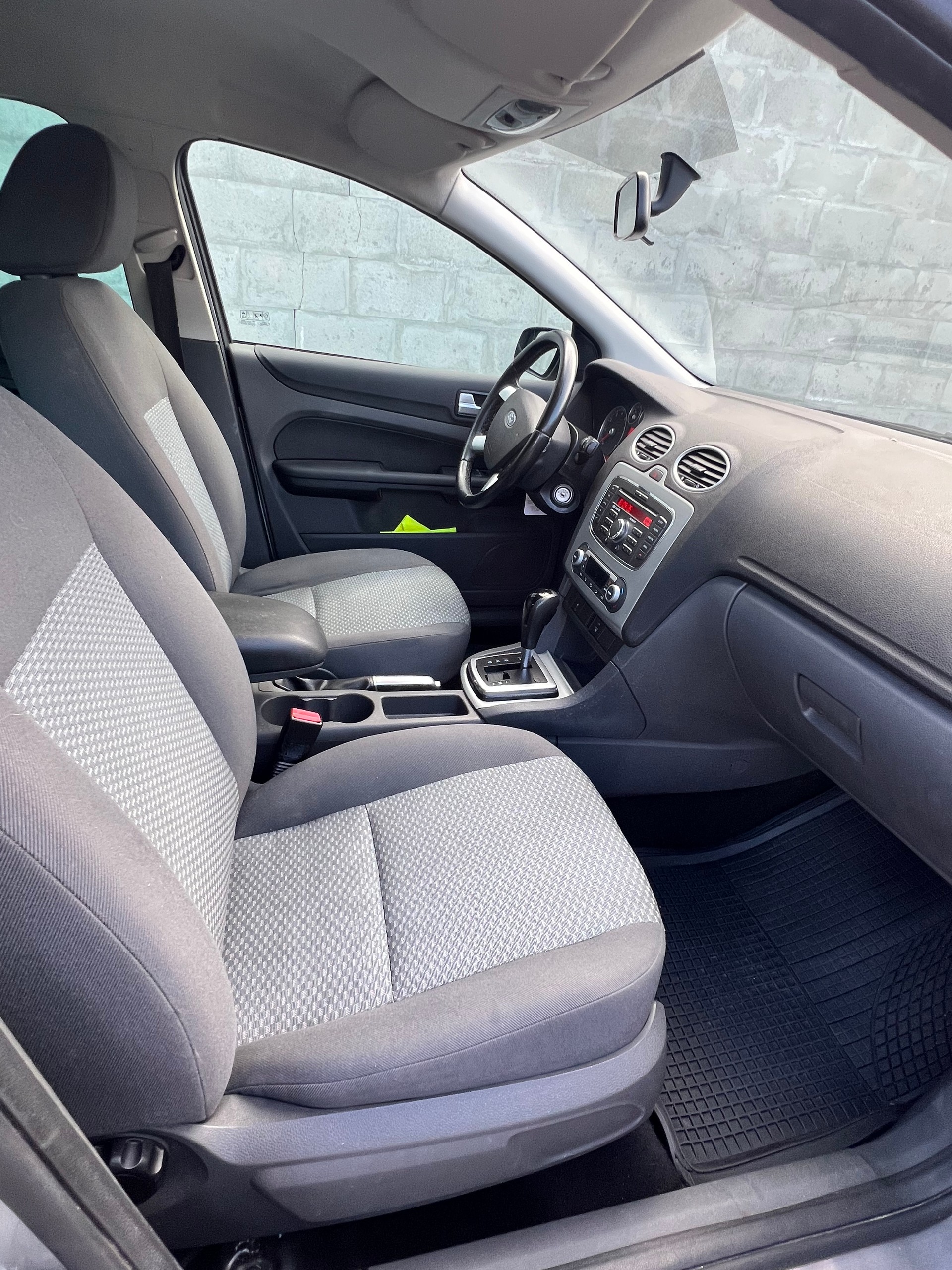 FORD Focus 2.0i Carving-image-7