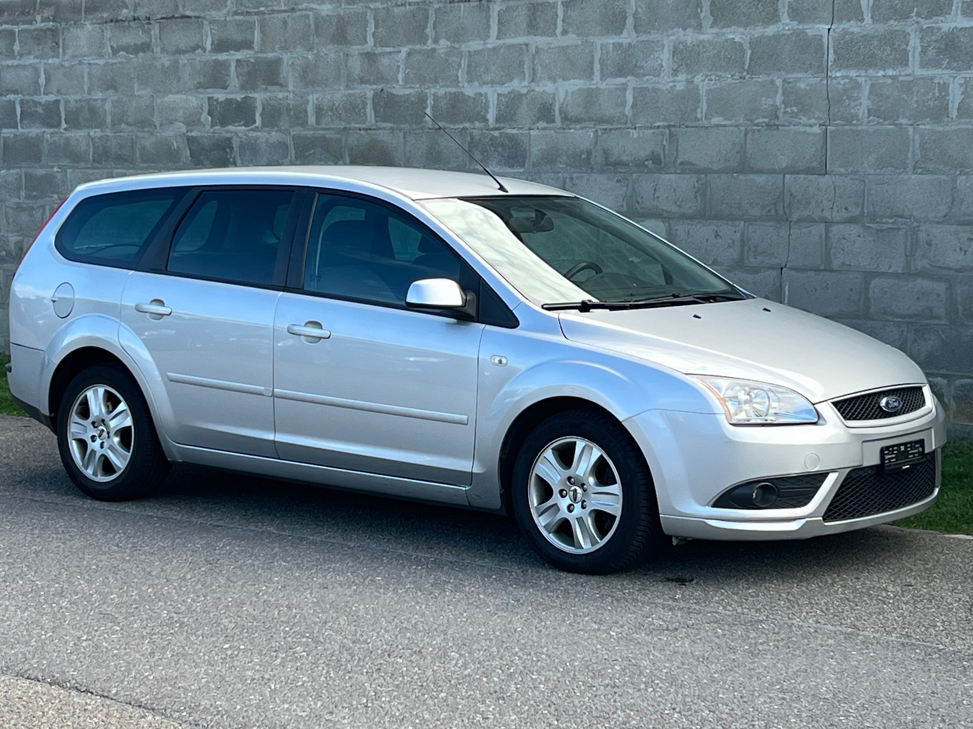 FORD Focus 2.0i Carving-image-3