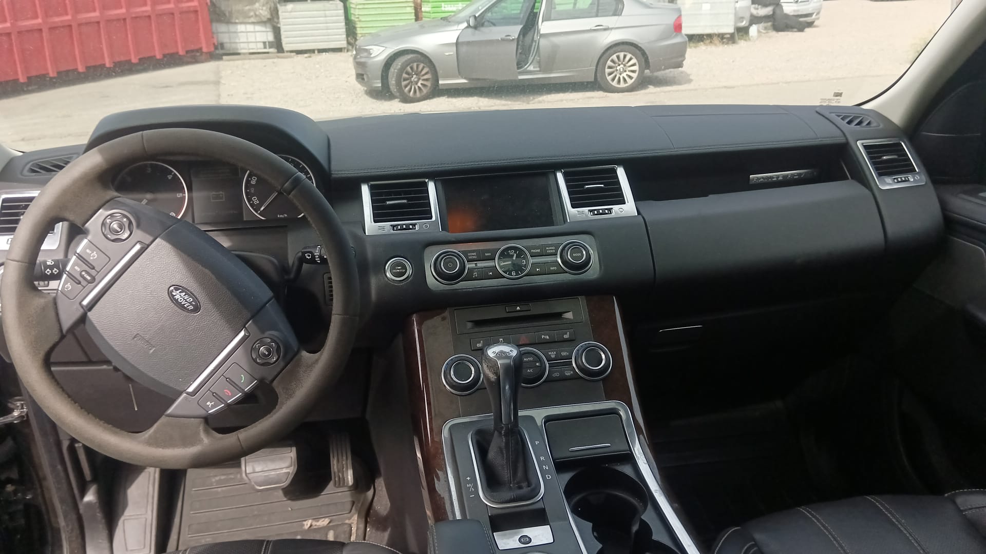 LAND ROVER Range Rover Sport 3.0 TDV6 Autobiography Automatic-image-5