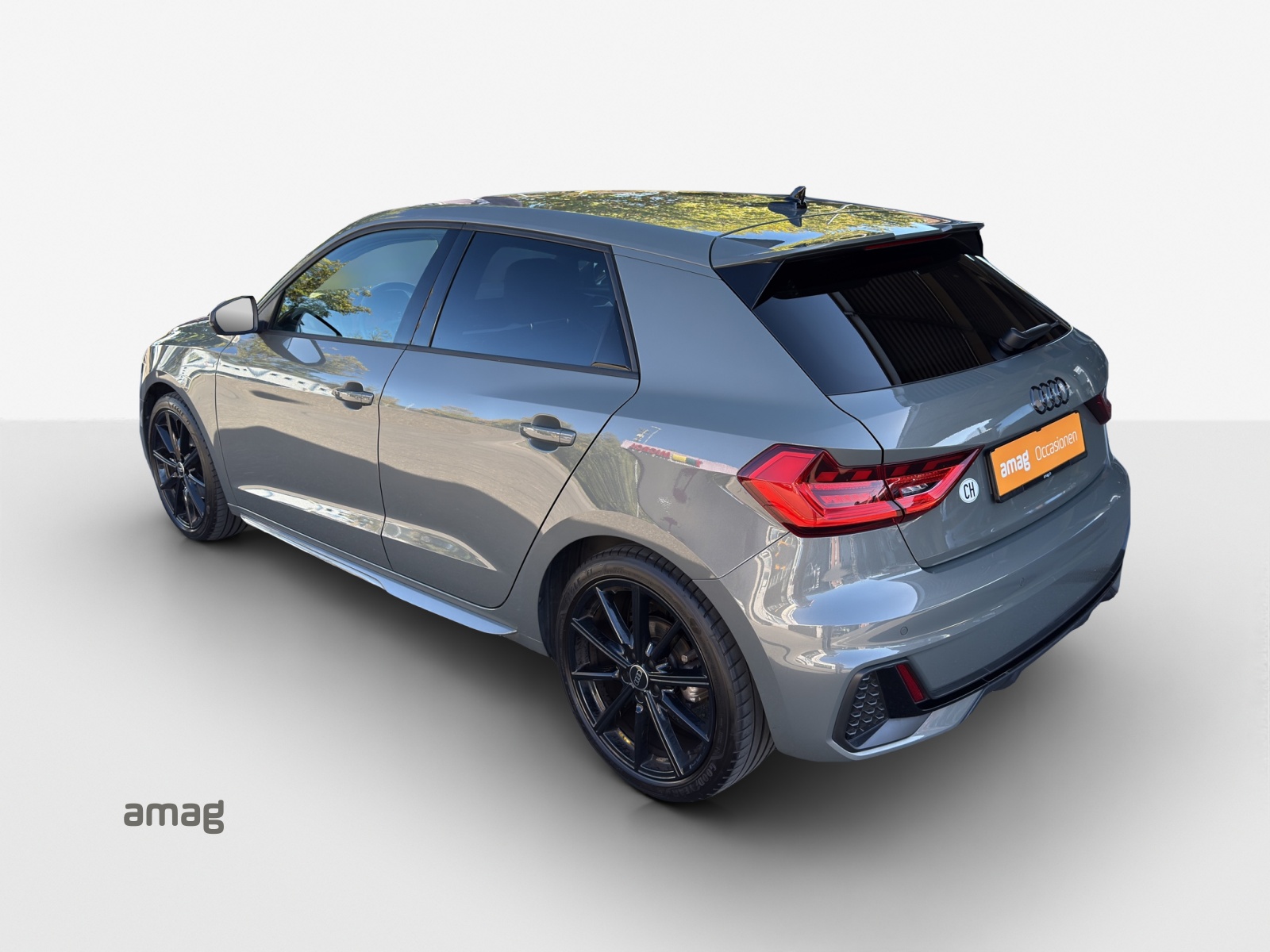 AUDI A1 Sportback 30 TFSI S Line Attraction S-tronic-image-2