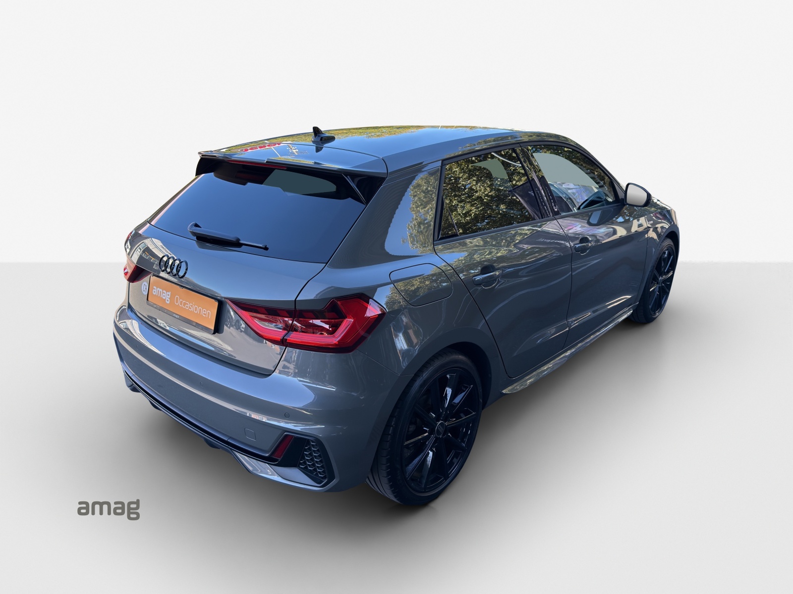 AUDI A1 Sportback 30 TFSI S Line Attraction S-tronic-image-4