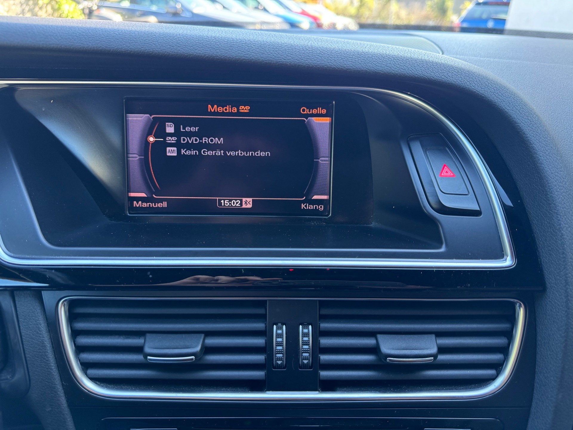 AUDI S4 Avant 3.0 TFSI quattro S-tronic-image-12