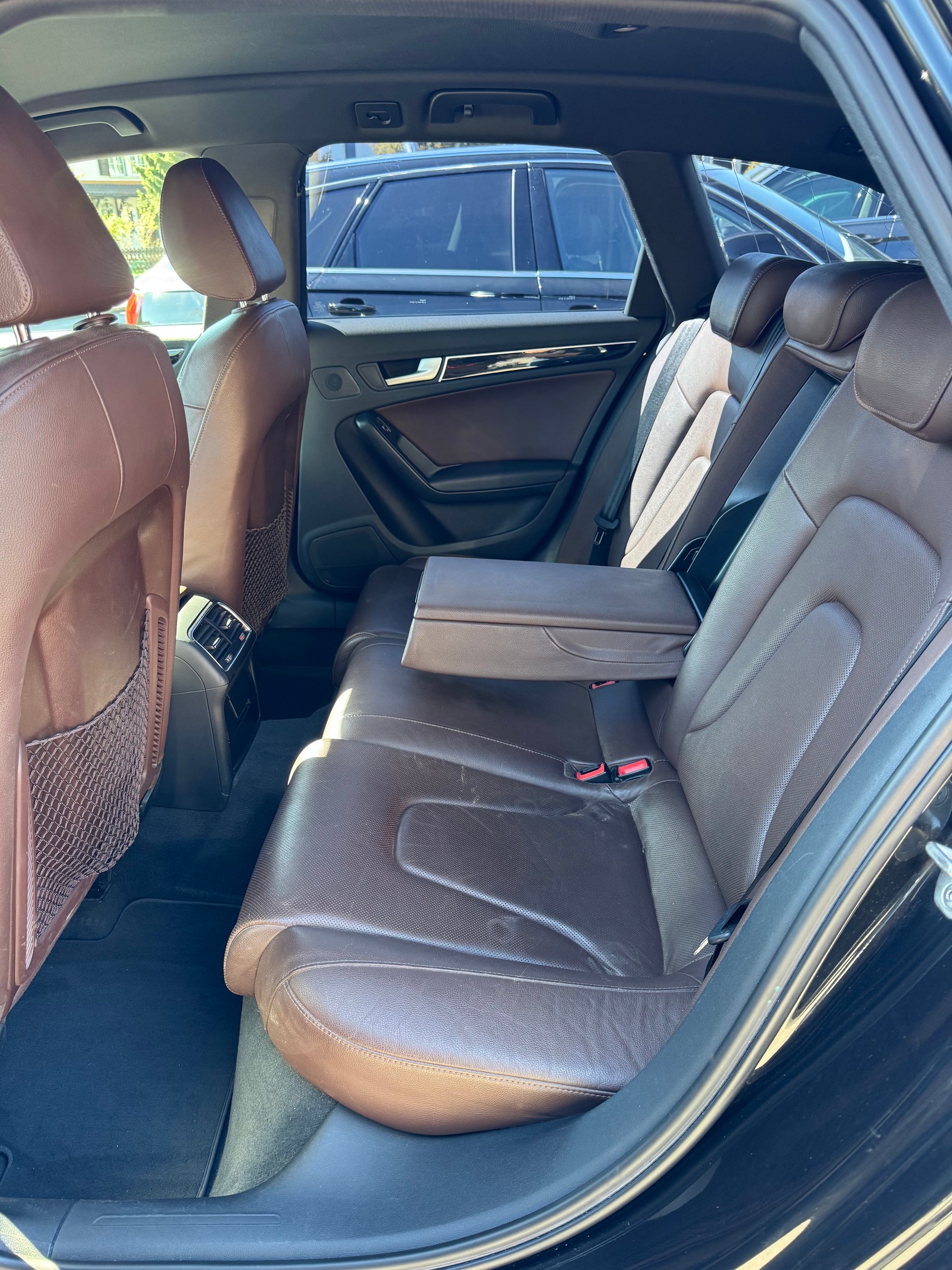 AUDI S4 Avant 3.0 TFSI quattro S-tronic-image-19