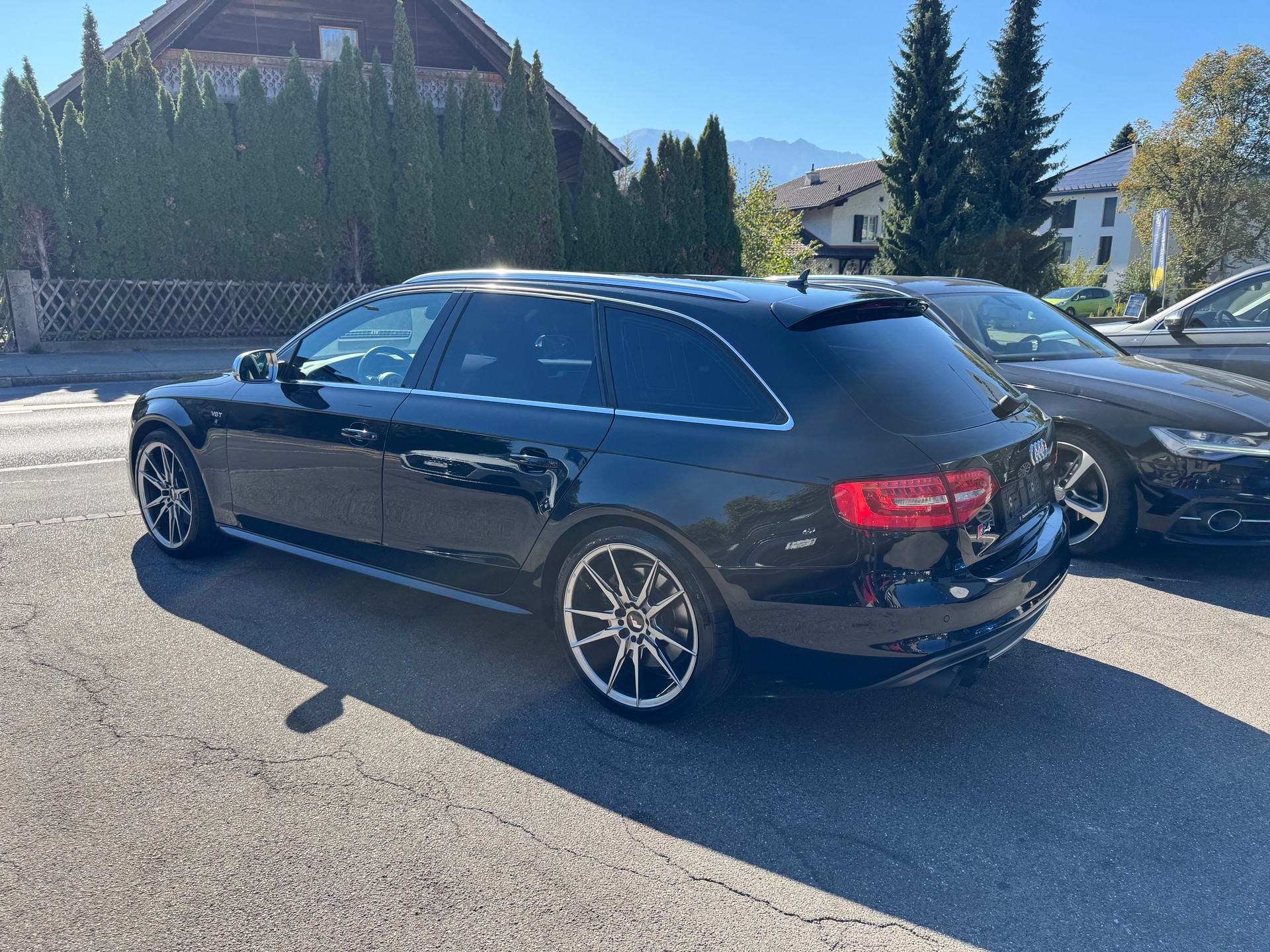 AUDI S4 Avant 3.0 TFSI quattro S-tronic-image-7