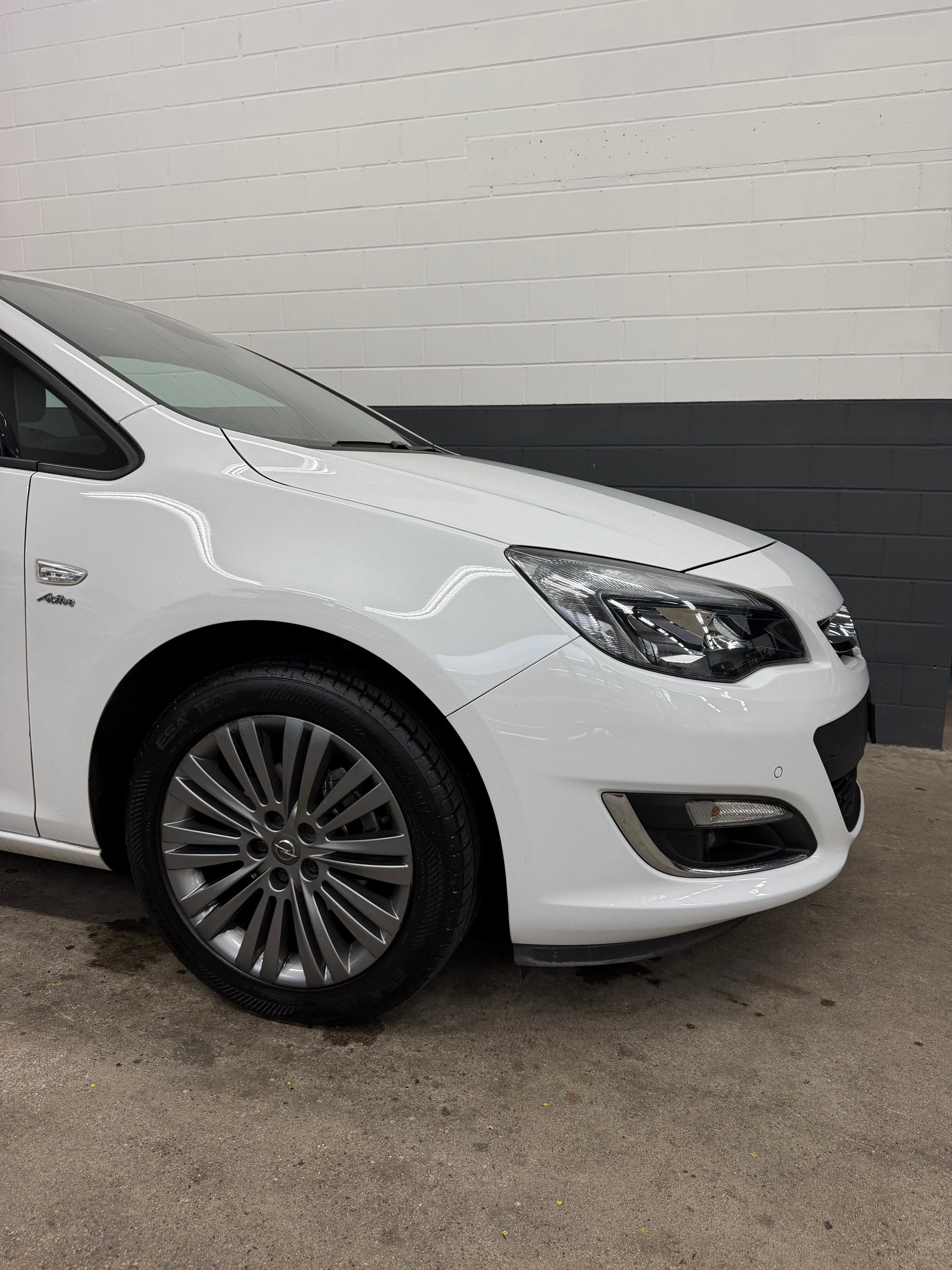OPEL Astra 1.4i 16V Turbo Active Edition //NEU AB MFK!-image-2