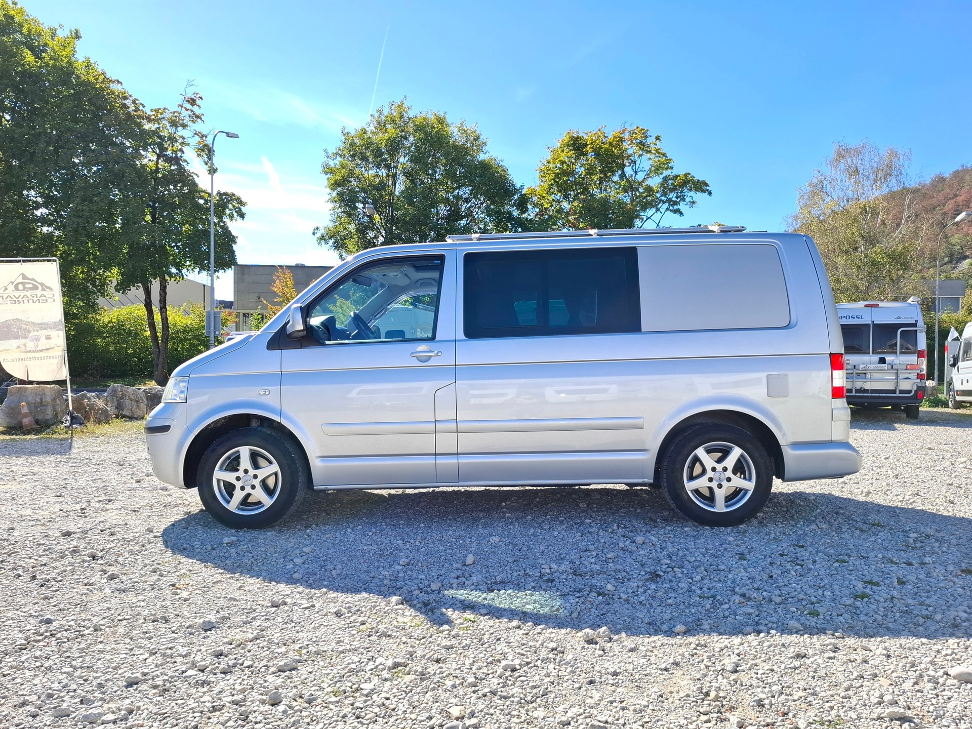 VW T5 Multivan Family 2.5 TDI-image-4