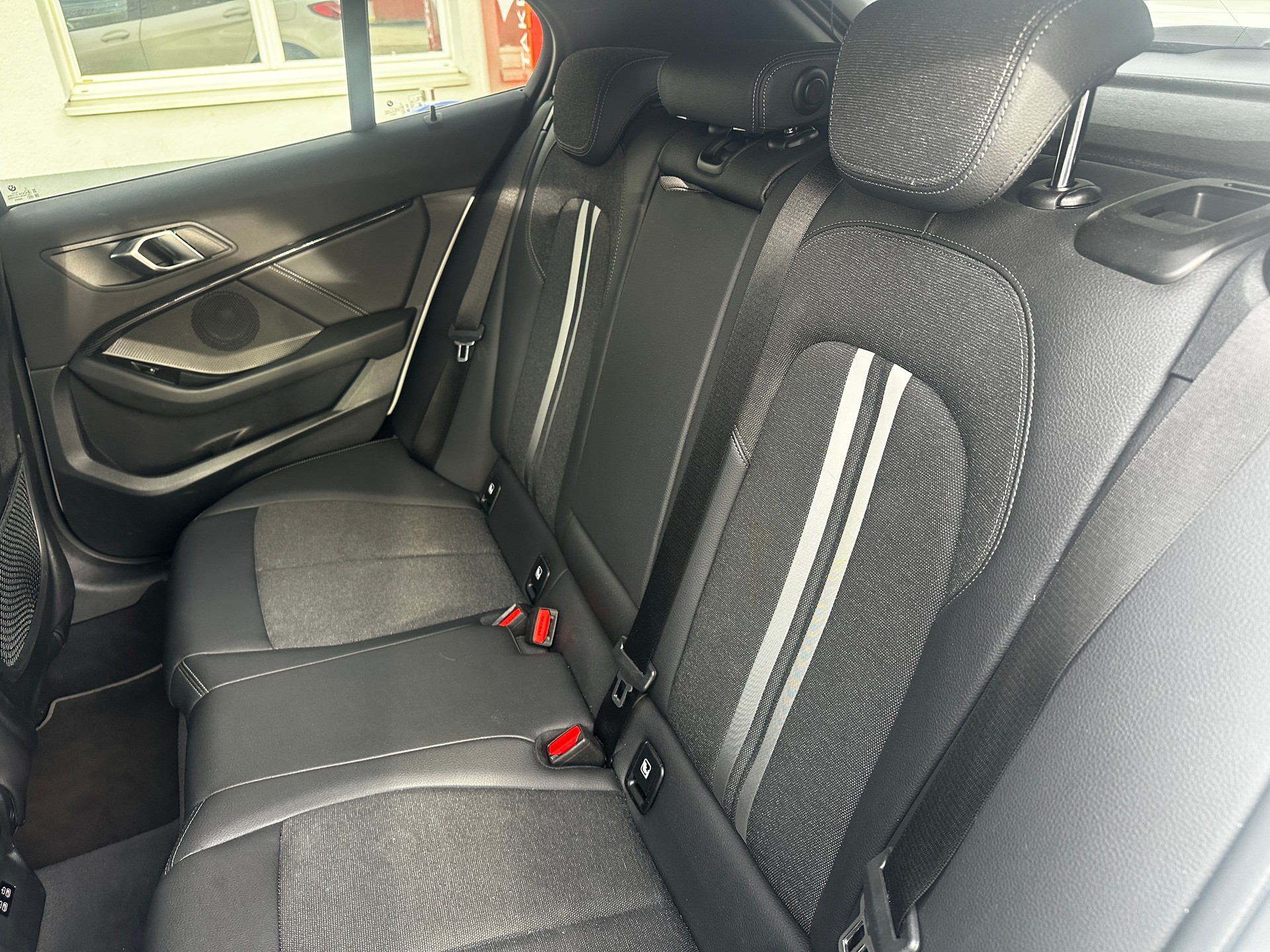 BMW 116d Steptronic M Sport-image-12
