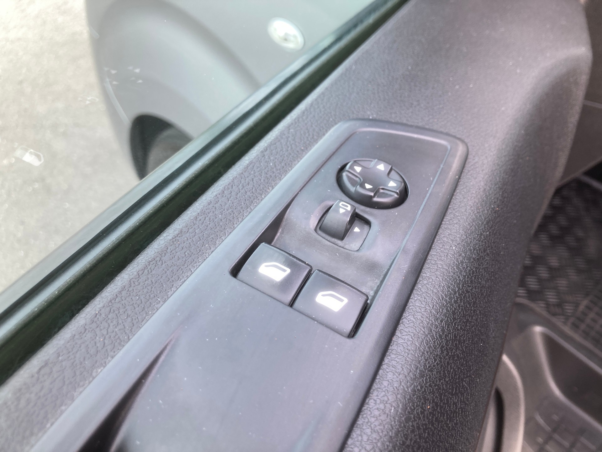 TOYOTA Proace Verso 2.0 D-4D 4x4 Trend Medium-image-9