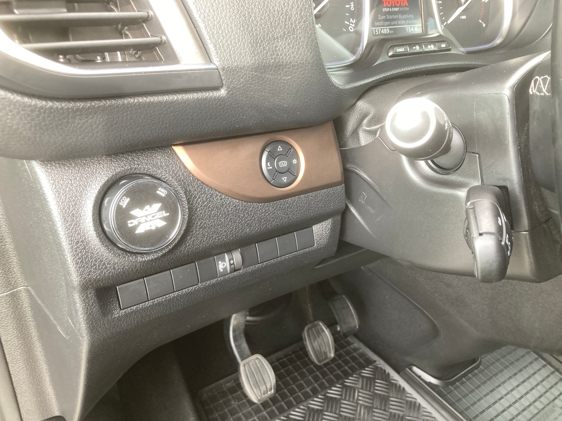 TOYOTA Proace Verso 2.0 D-4D 4x4 Trend Medium-image-10