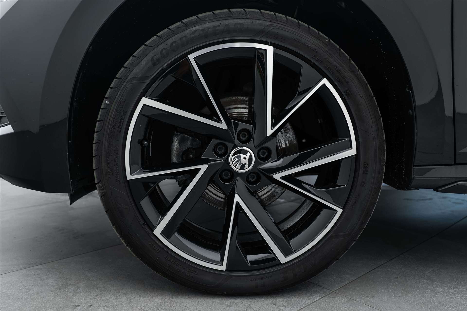 SKODA SKODA Kamiq 1.5 TSI ACT Monte Carlo DSG-image-16