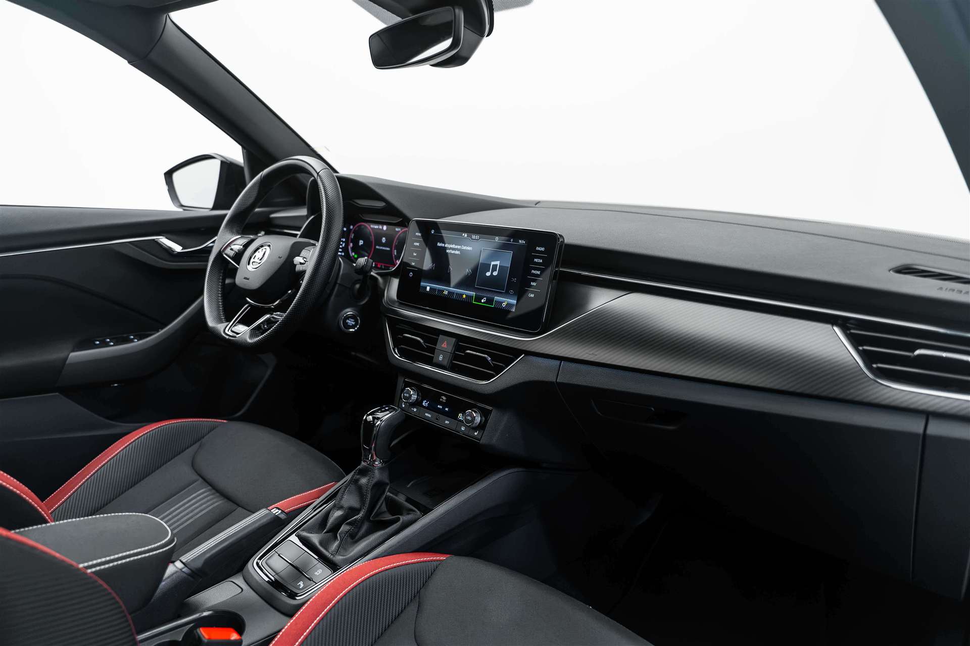 SKODA SKODA Kamiq 1.5 TSI ACT Monte Carlo DSG-image-10