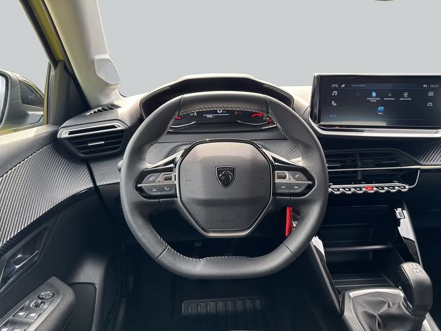 PEUGEOT 208 1.2 PureTech Active-image-8