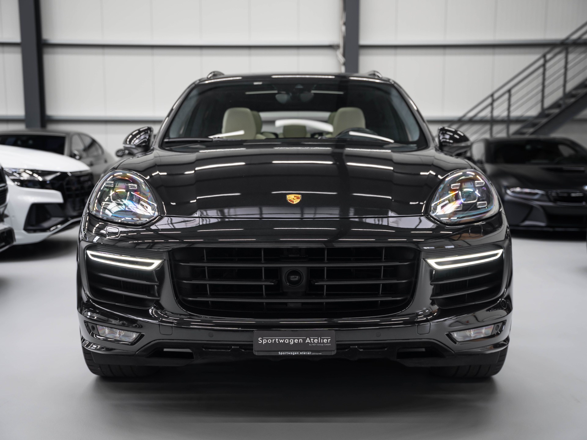 PORSCHE Cayenne Turbo-image-5