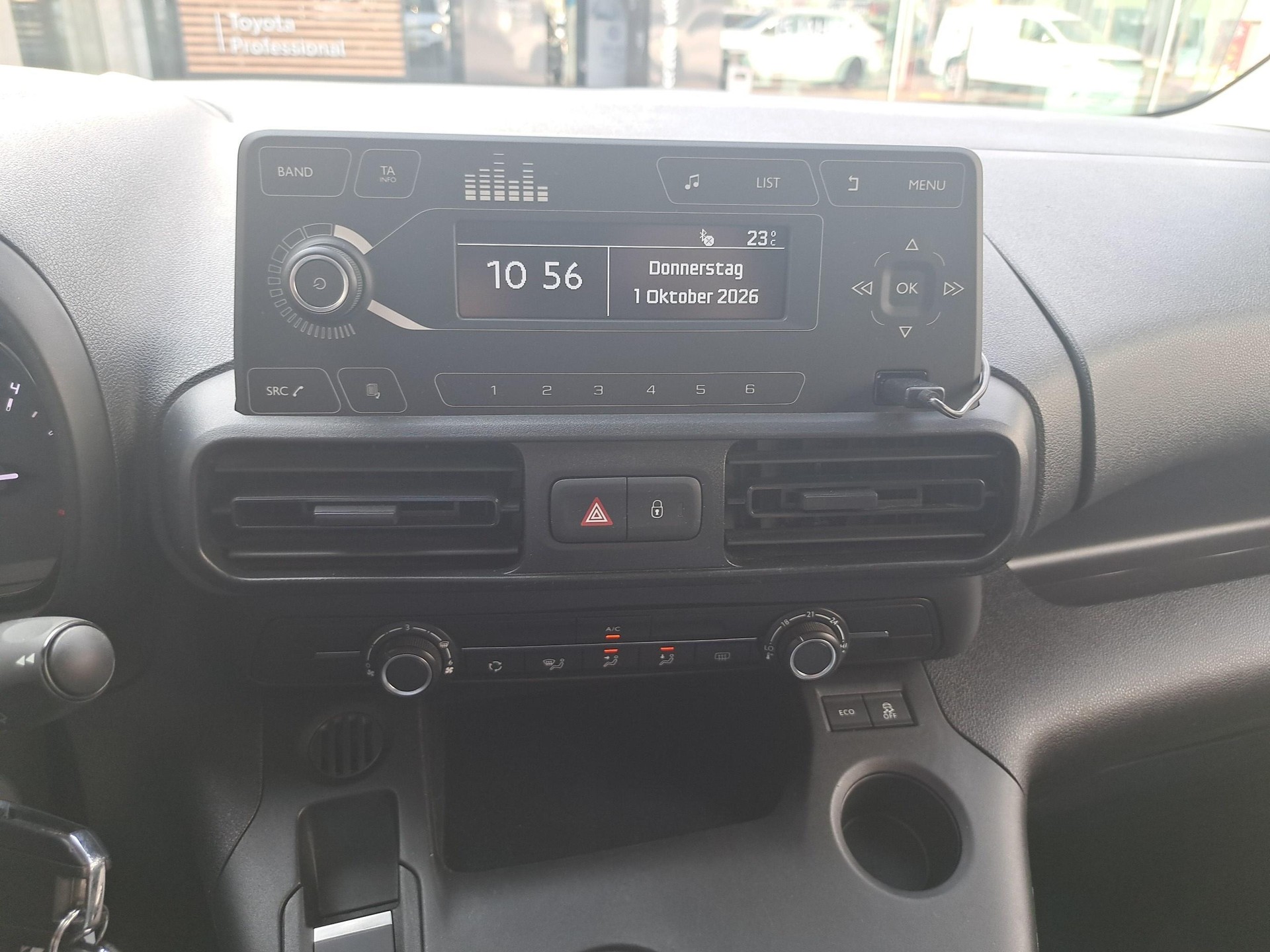 TOYOTA PROACE CITY Van L1 1.2 Active-image-13