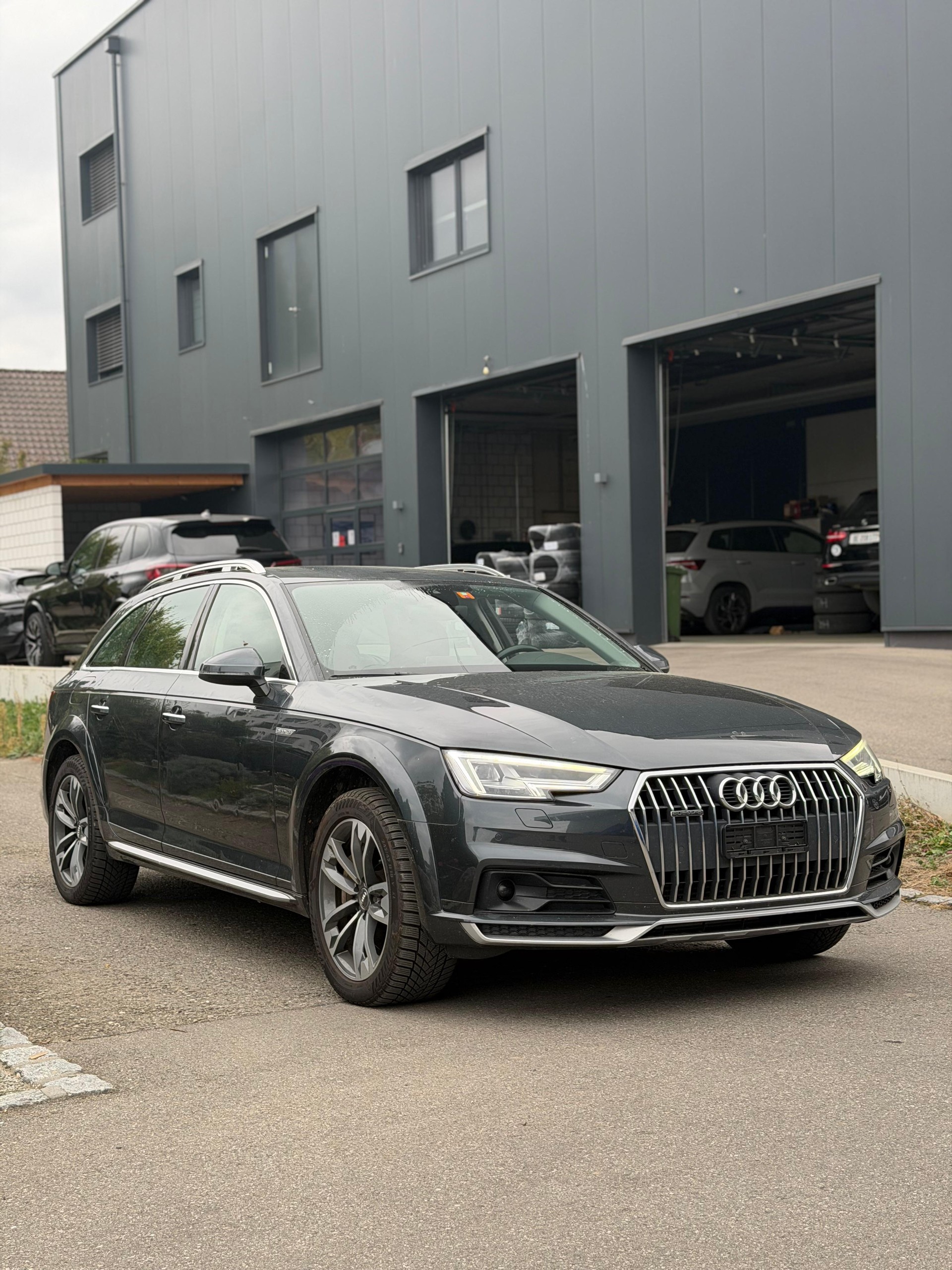 AUDI A4 allroad 2.0 TFSI quattro S-tronic-image-1