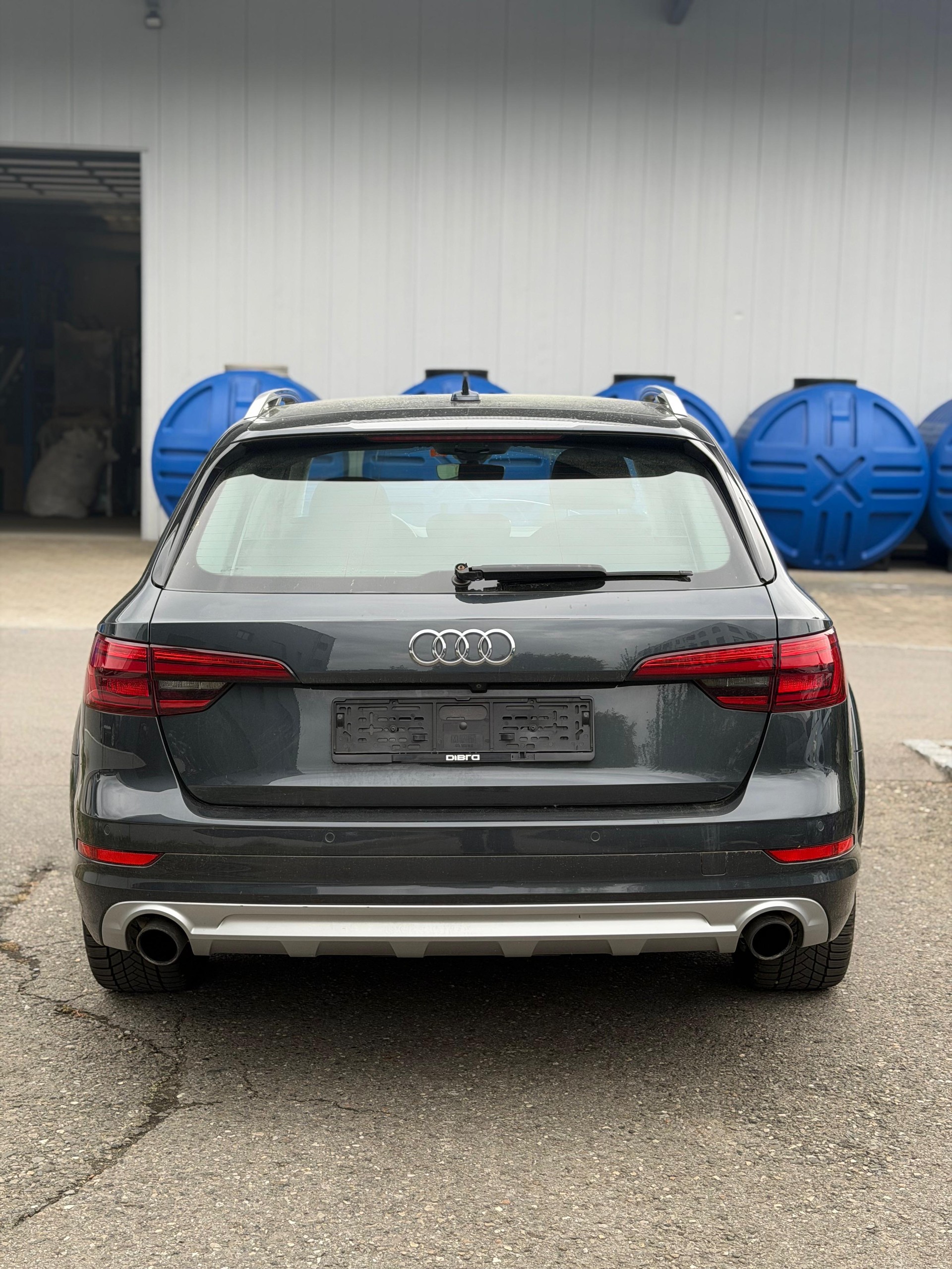 AUDI A4 allroad 2.0 TFSI quattro S-tronic-image-4