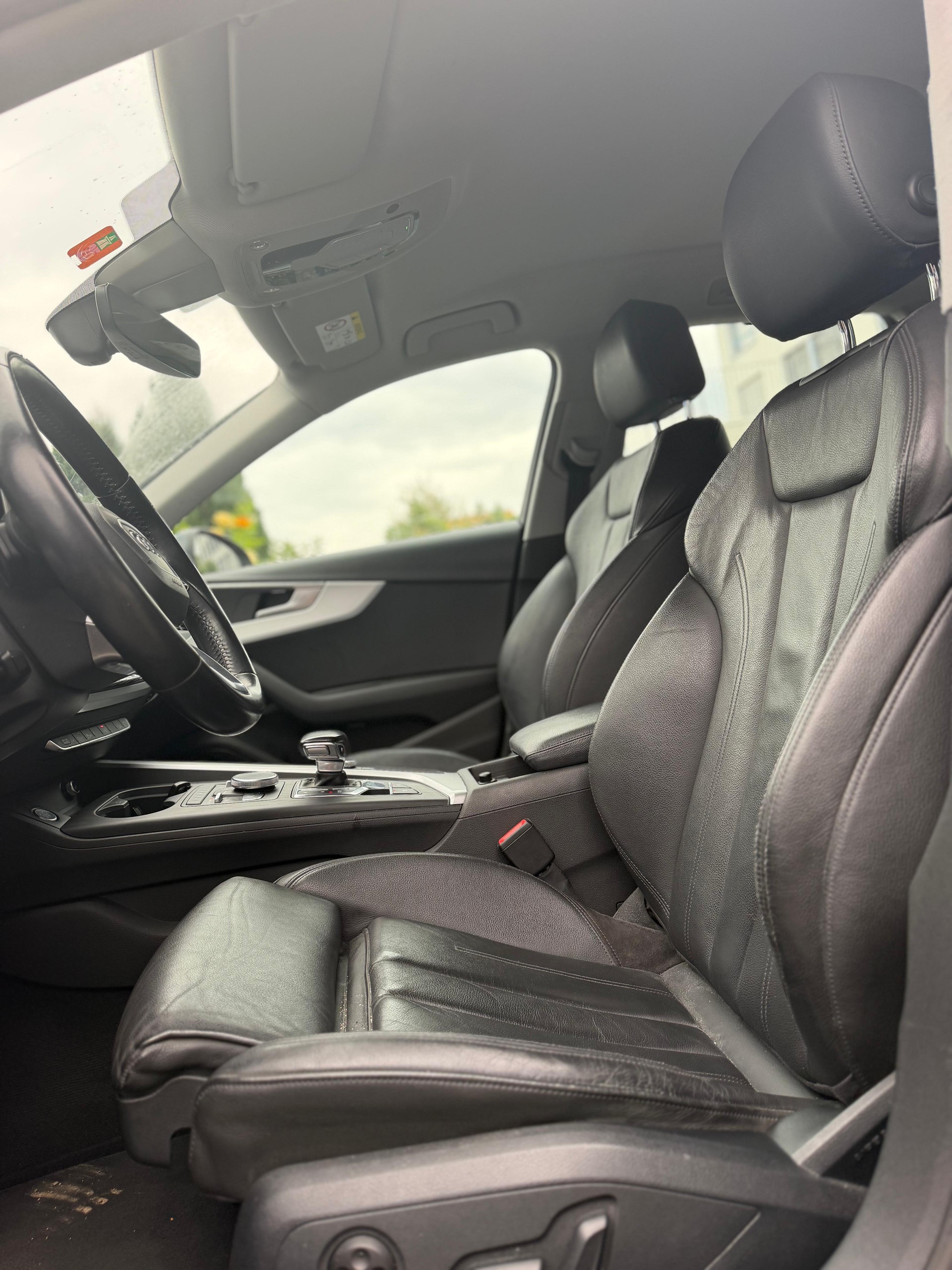 AUDI A4 allroad 2.0 TFSI quattro S-tronic-image-10