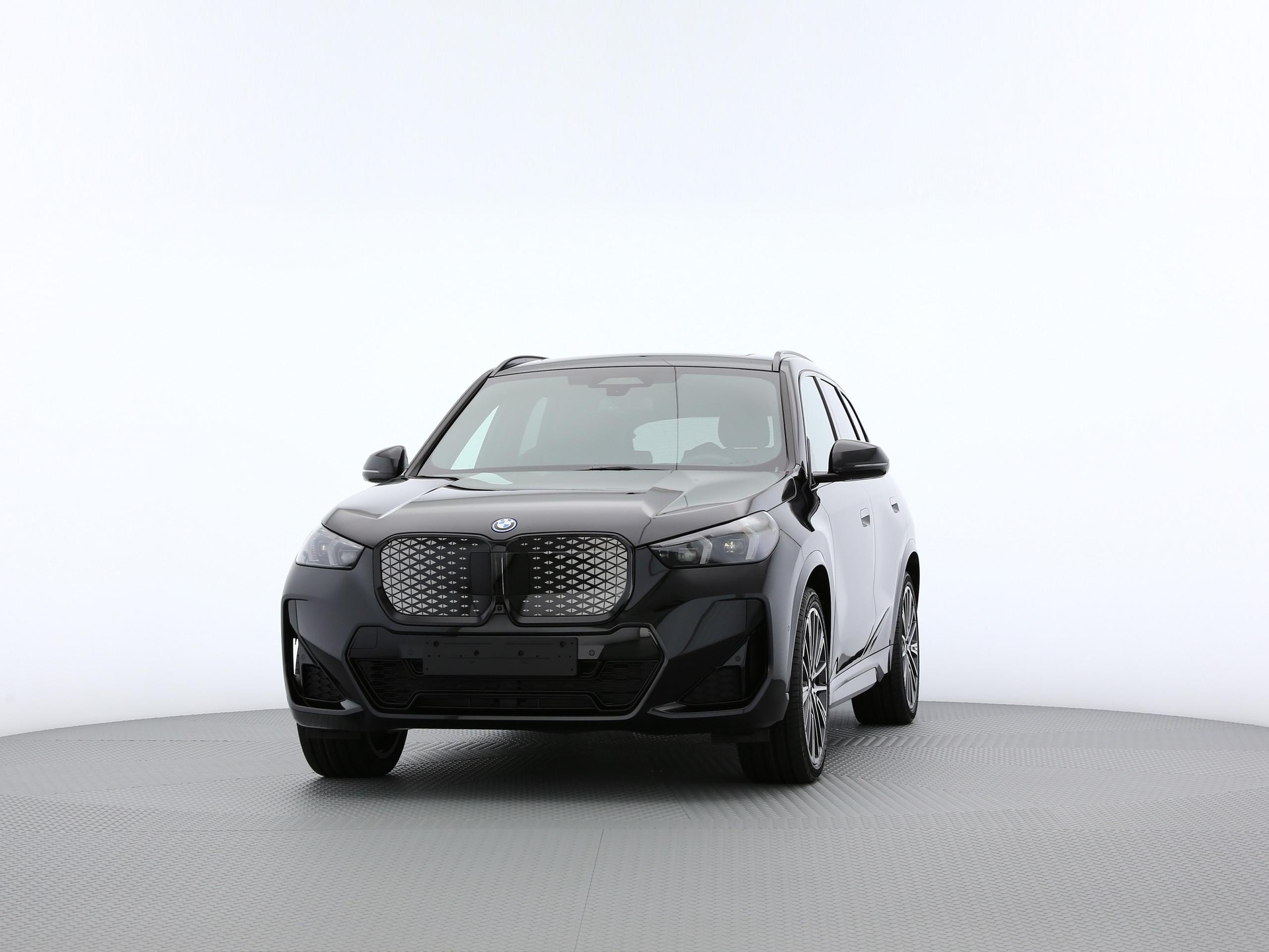 BMW iX1 U11 30 xDrive-image-6