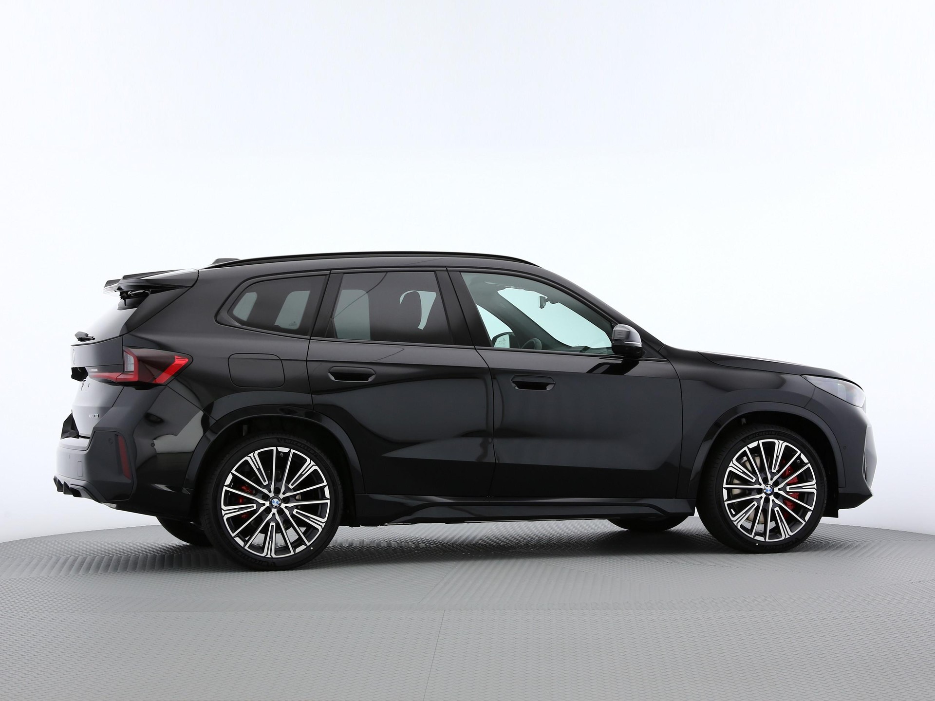BMW iX1 U11 30 xDrive-image-19