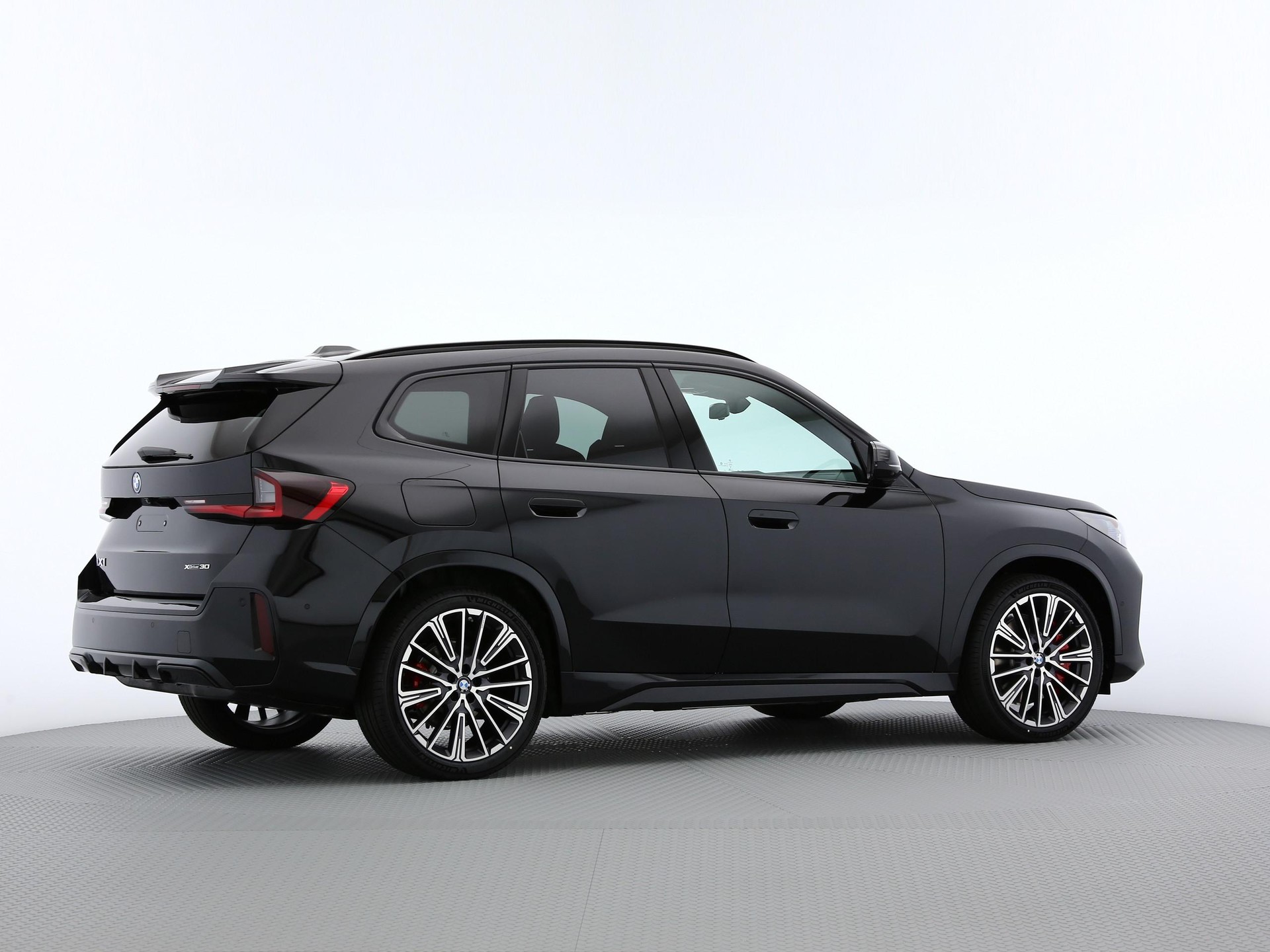 BMW iX1 U11 30 xDrive-image-18
