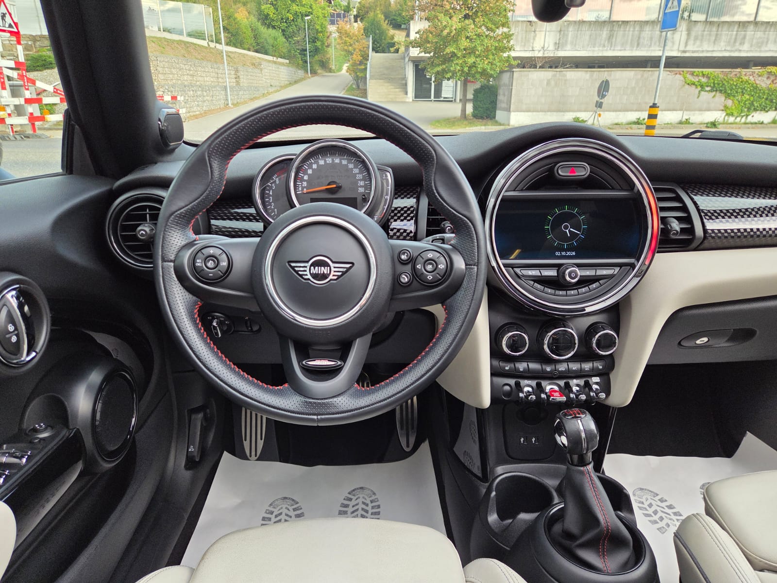 MINI Cooper S Cabriolet DKG John Cooper Works-image-14