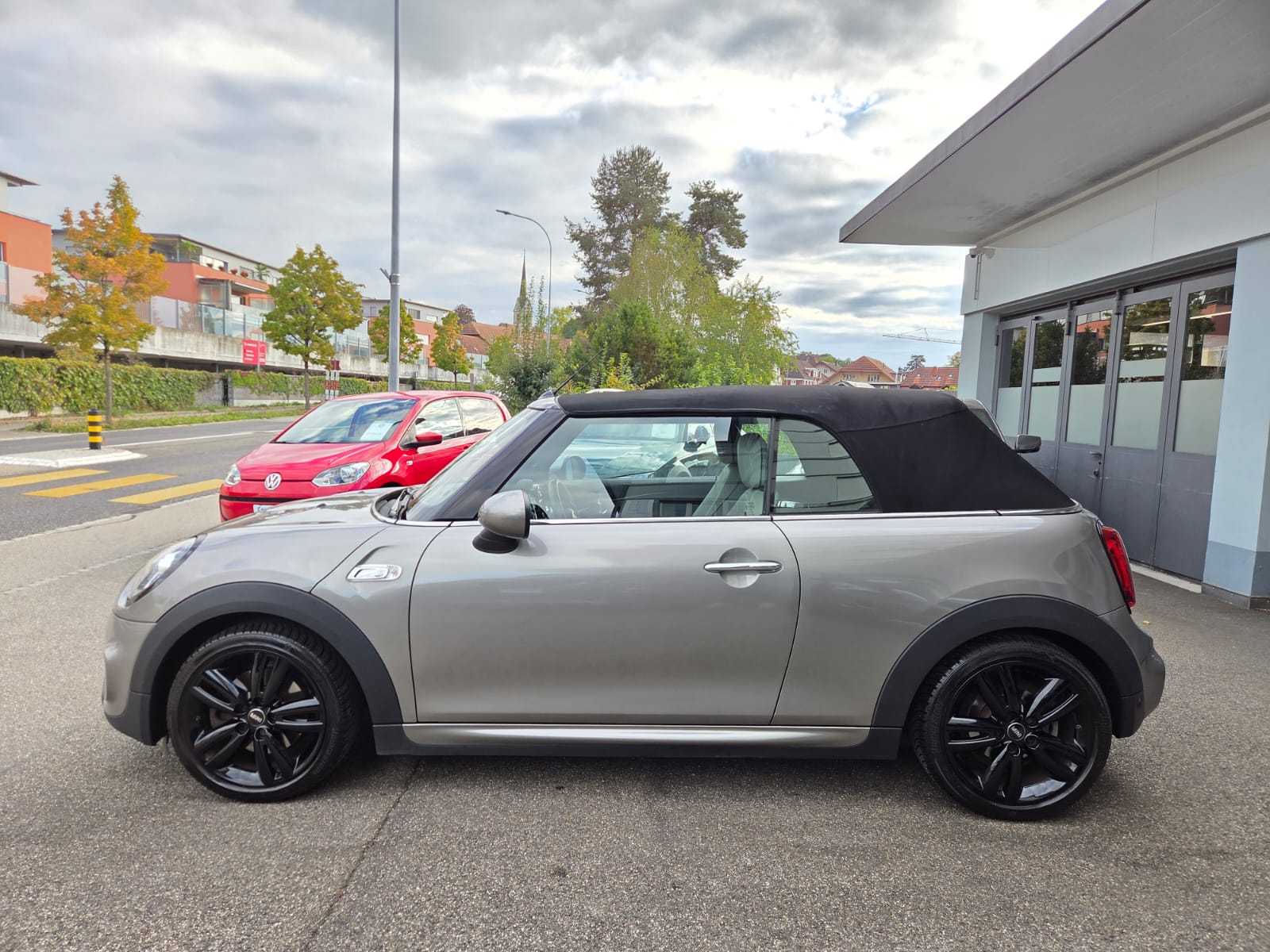 MINI Cooper S Cabriolet DKG John Cooper Works-image-1