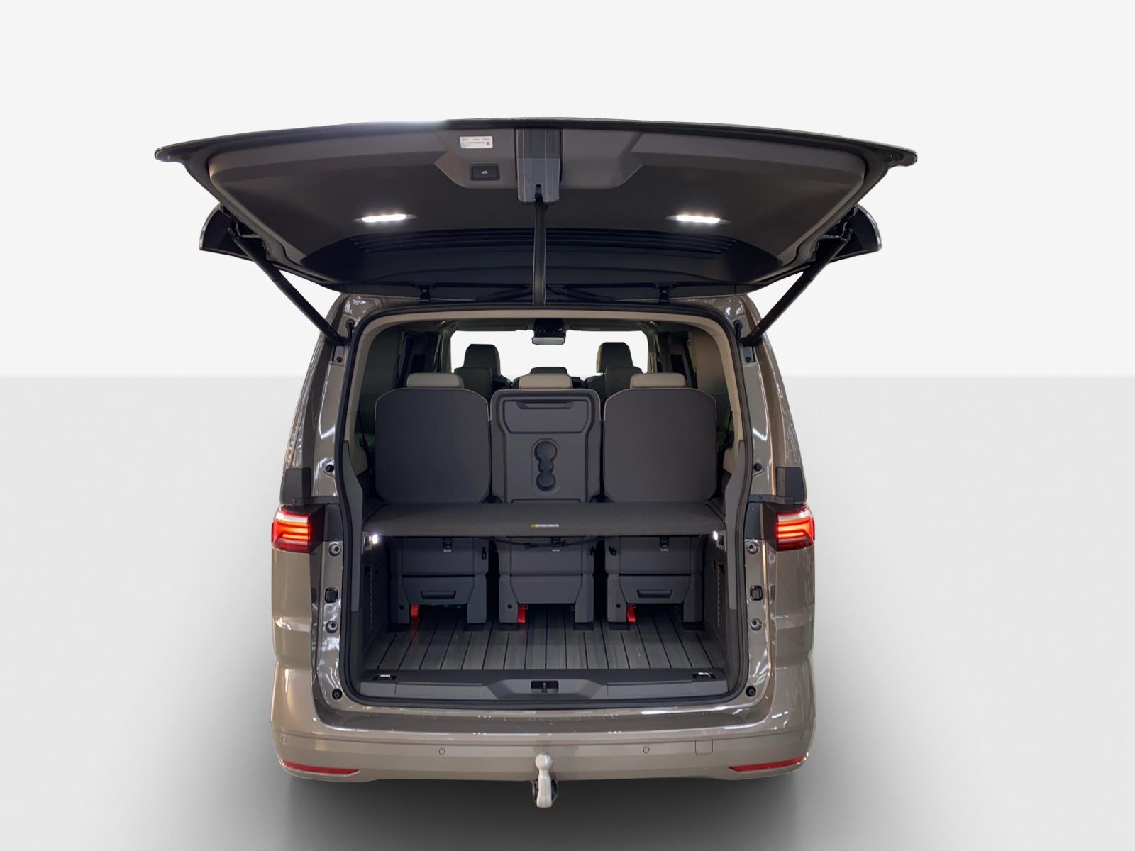 VW Multivan 2.0 TDI Trend Liberty Lang DSG-image-12