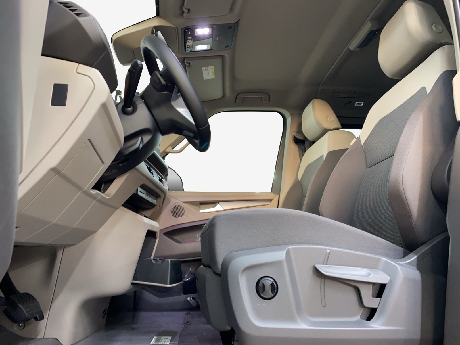 VW Multivan 2.0 TDI Trend Liberty Lang DSG-image-7