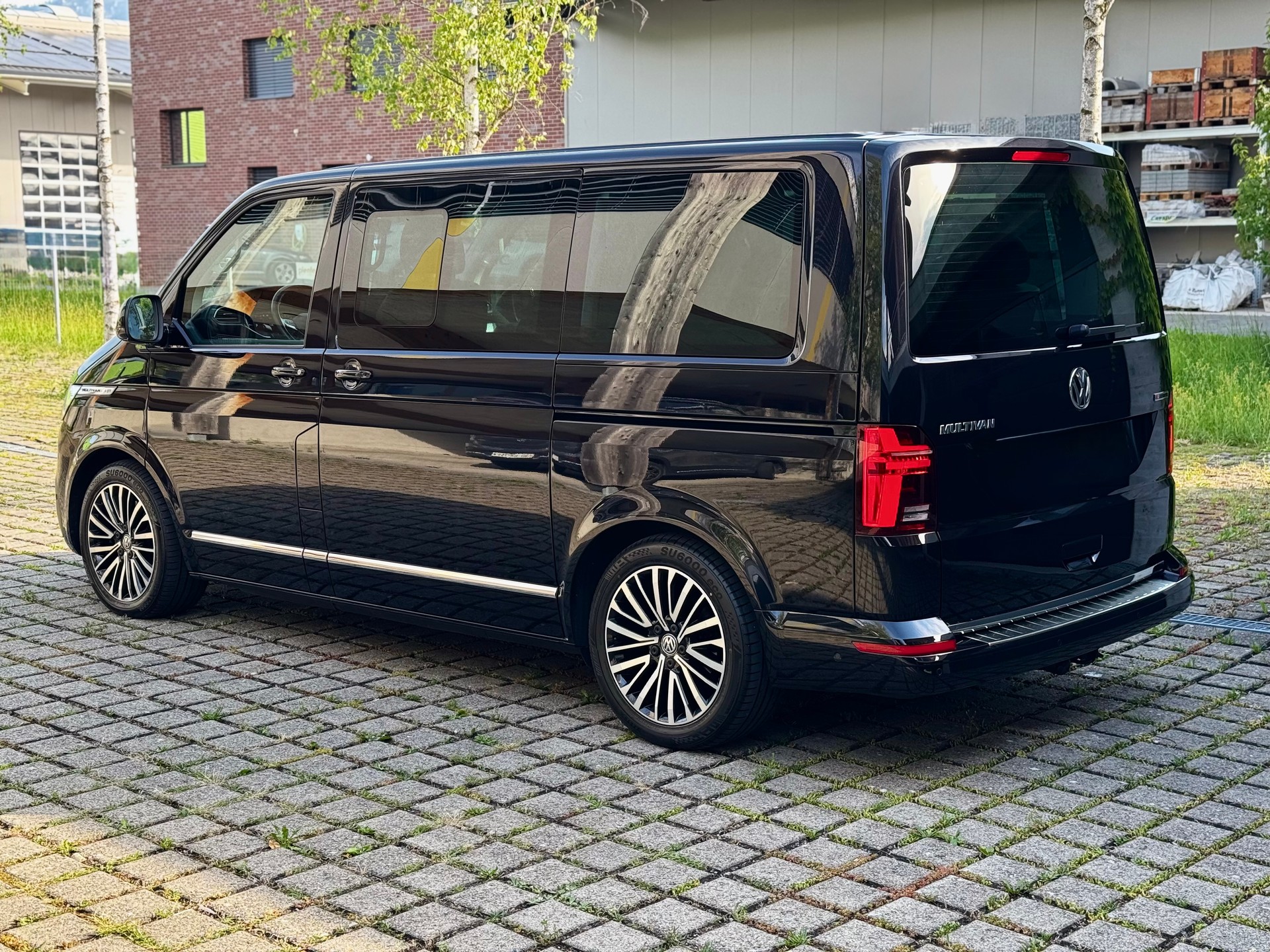 VW T6.1 Multivan 2.0 Bi-TDI Highline 4Motion DSG-image-7