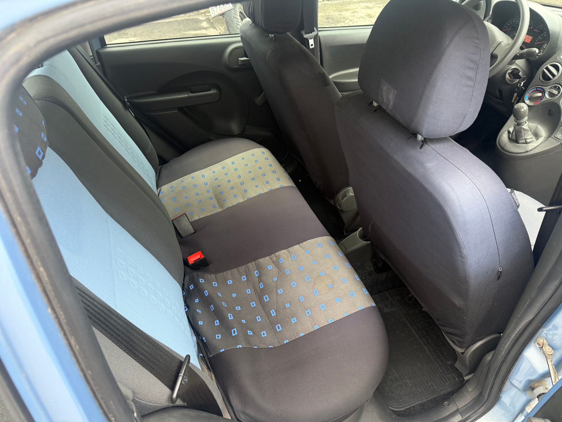 FIAT Panda 1.2 Emotion-image-8