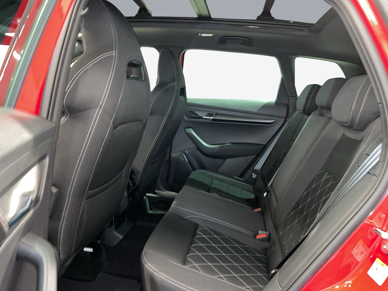 SKODA Karoq 2.0 TSI SportLine 4x4 DSG-image-9