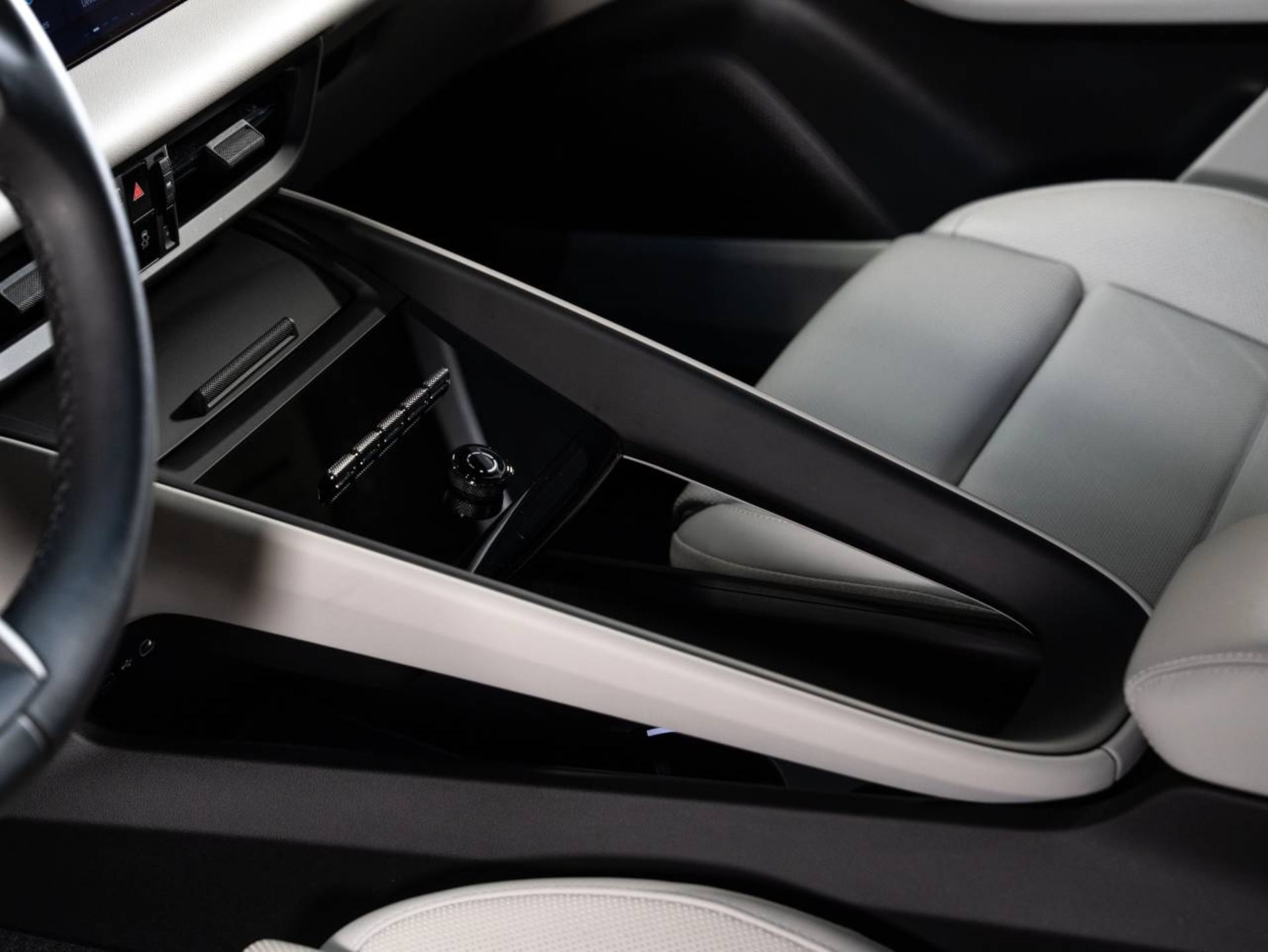 PORSCHE Macan 4-image-15