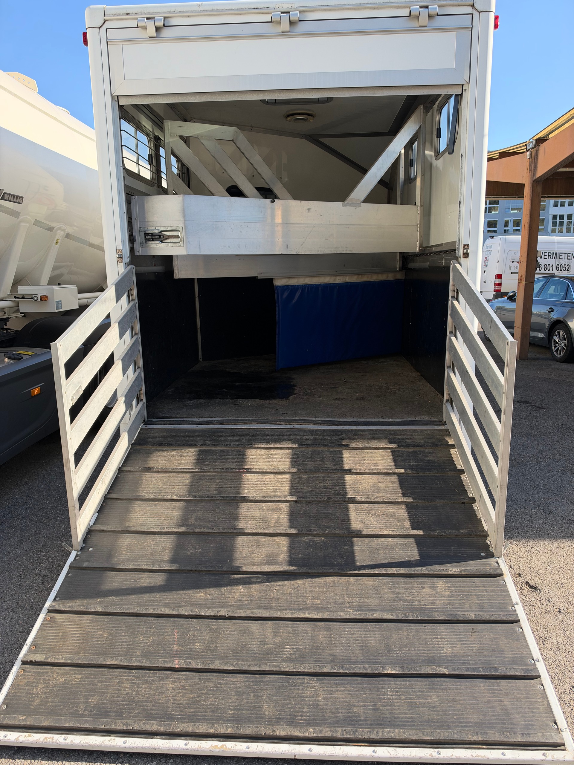 FORD Transit 2.2 TDCi 350 pferdetransport-image-9