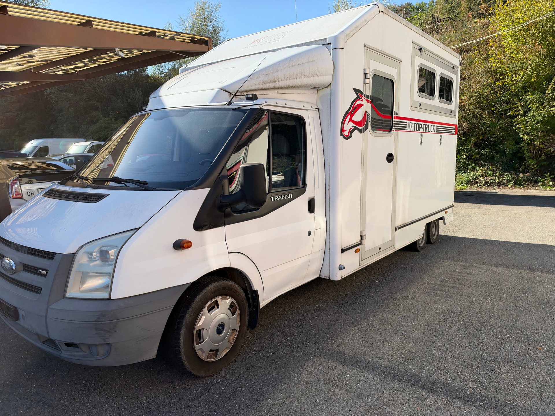 FORD Transit 2.2 TDCi 350 pferdetransport-image-2