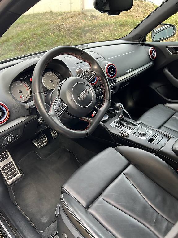 AUDI S3 Sportback 2.0 TFSI quattro S-tronic-image-2