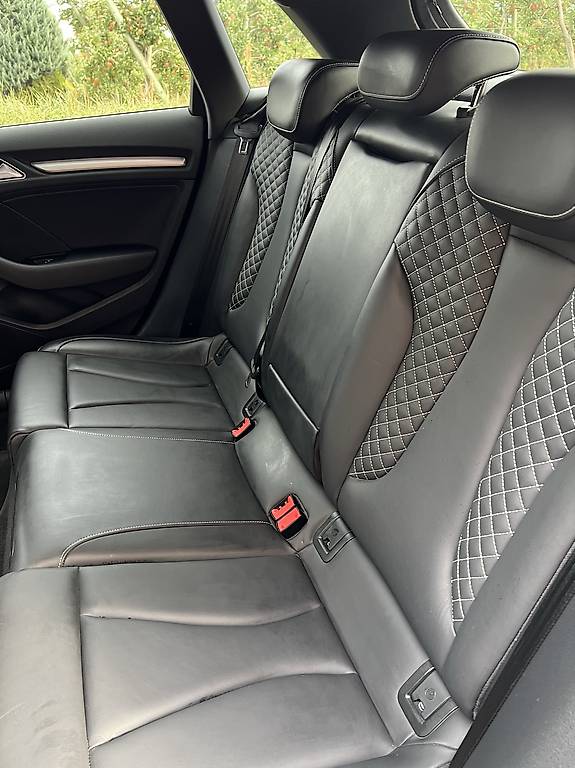 AUDI S3 Sportback 2.0 TFSI quattro S-tronic-image-4
