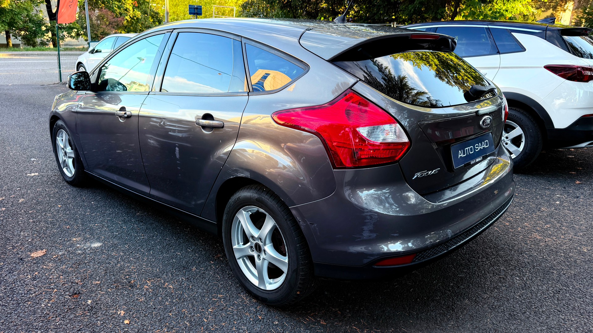 FORD Focus 1.6i VCT Trend PowerShift-image-4
