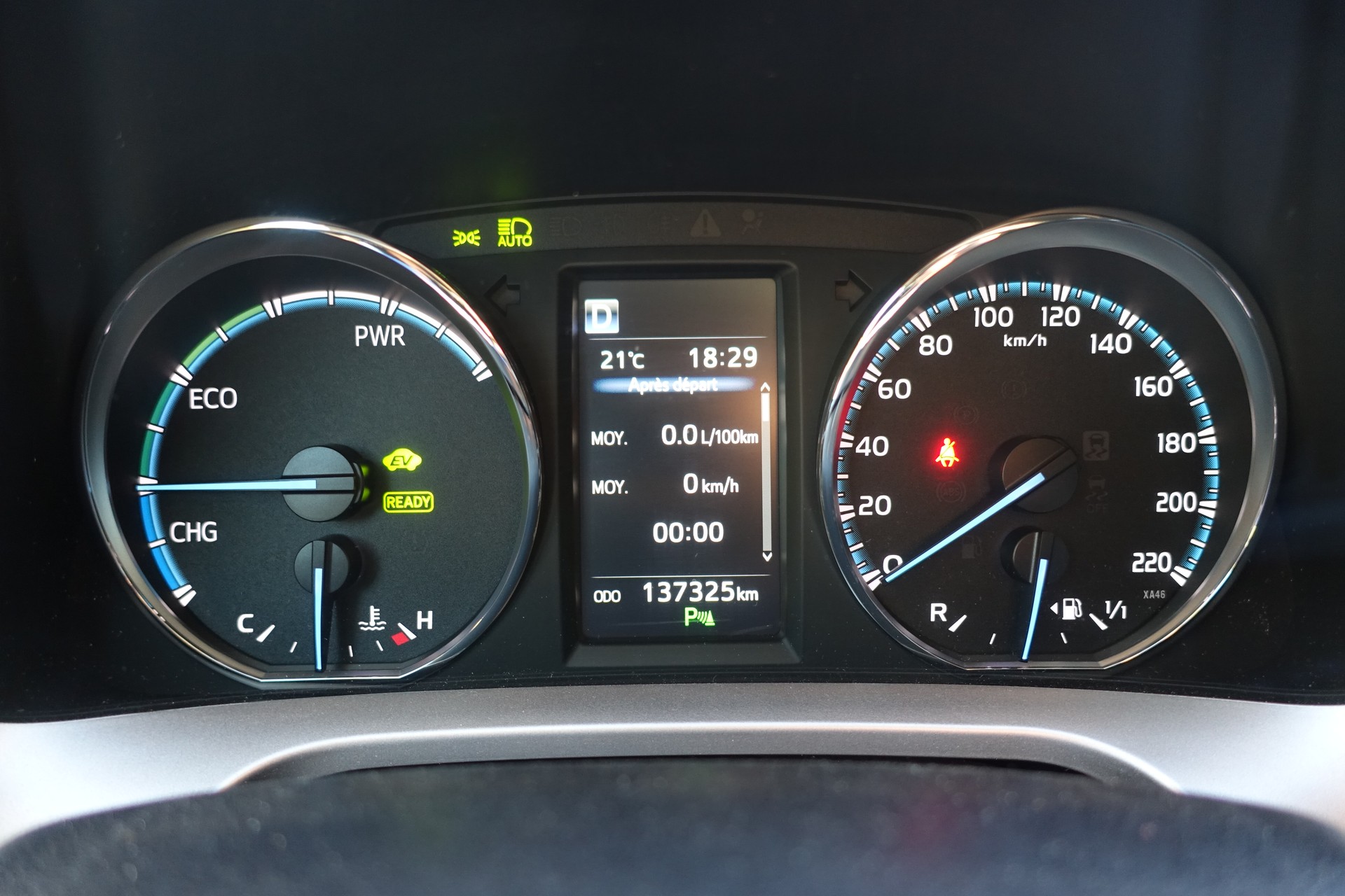 TOYOTA RAV-4 2.5 HSD Trend e-CVT-image-12
