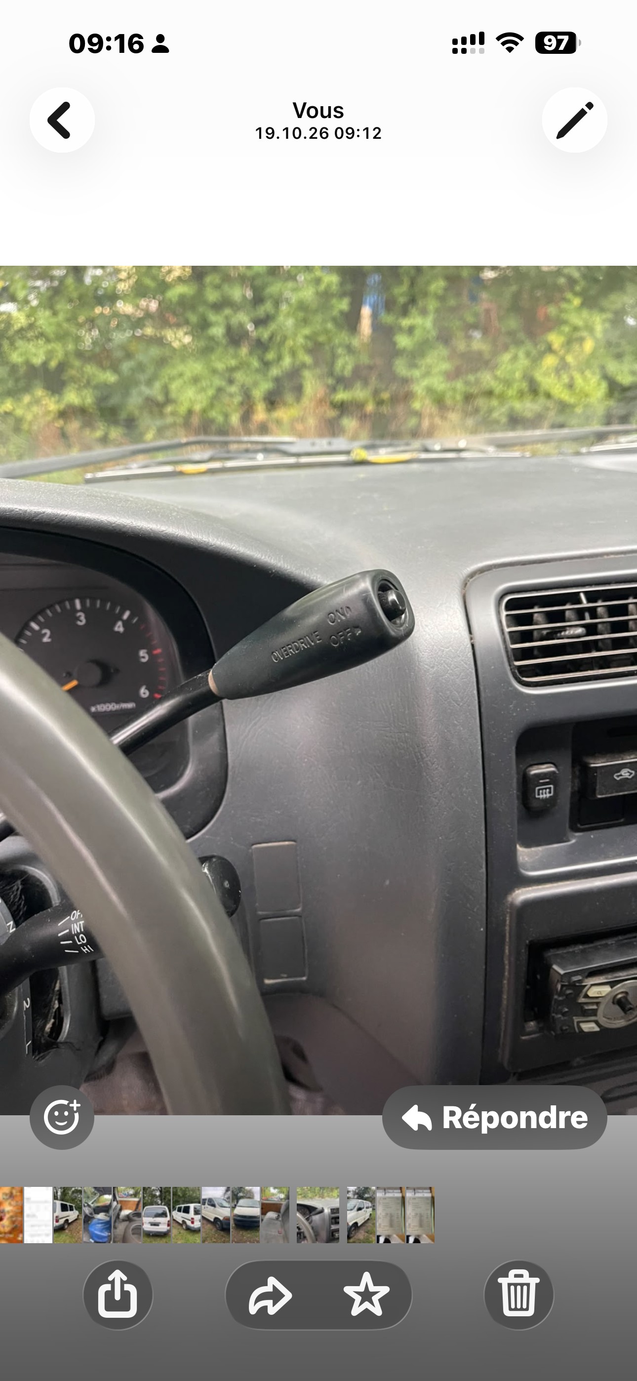 TOYOTA Hiace D-4D Van-image-2