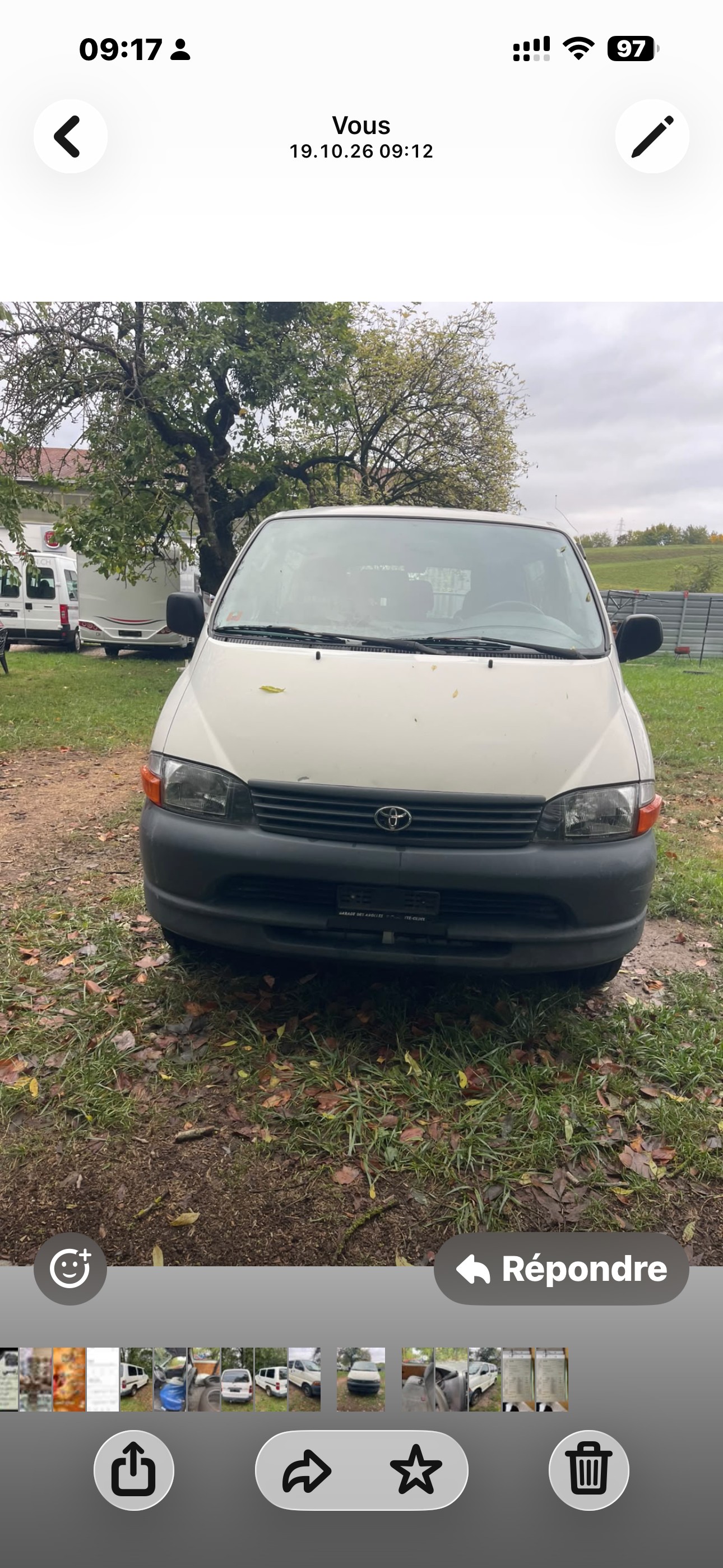 TOYOTA Hiace D-4D Van-image-3