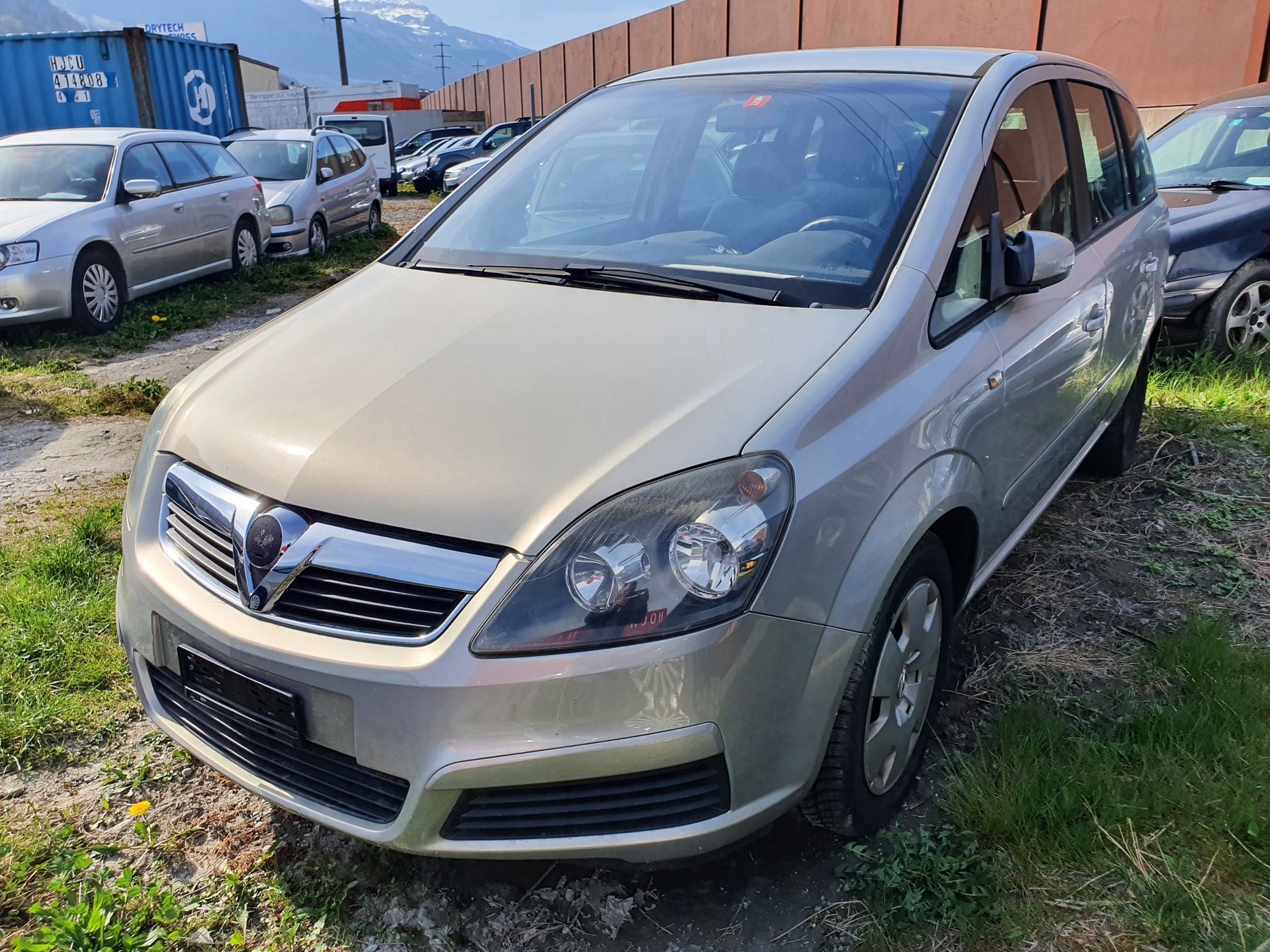 OPEL Zafira 2.2i 16V Cosmo-image-1