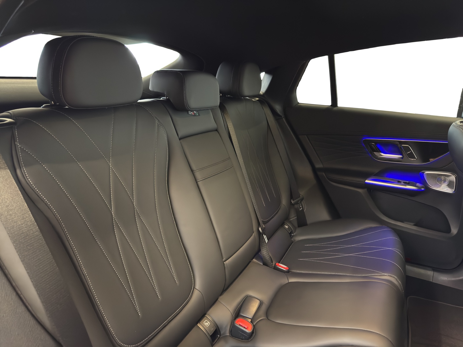 MERCEDES-BENZ GLC Coupé 400 e 4M 9G-T-image-18