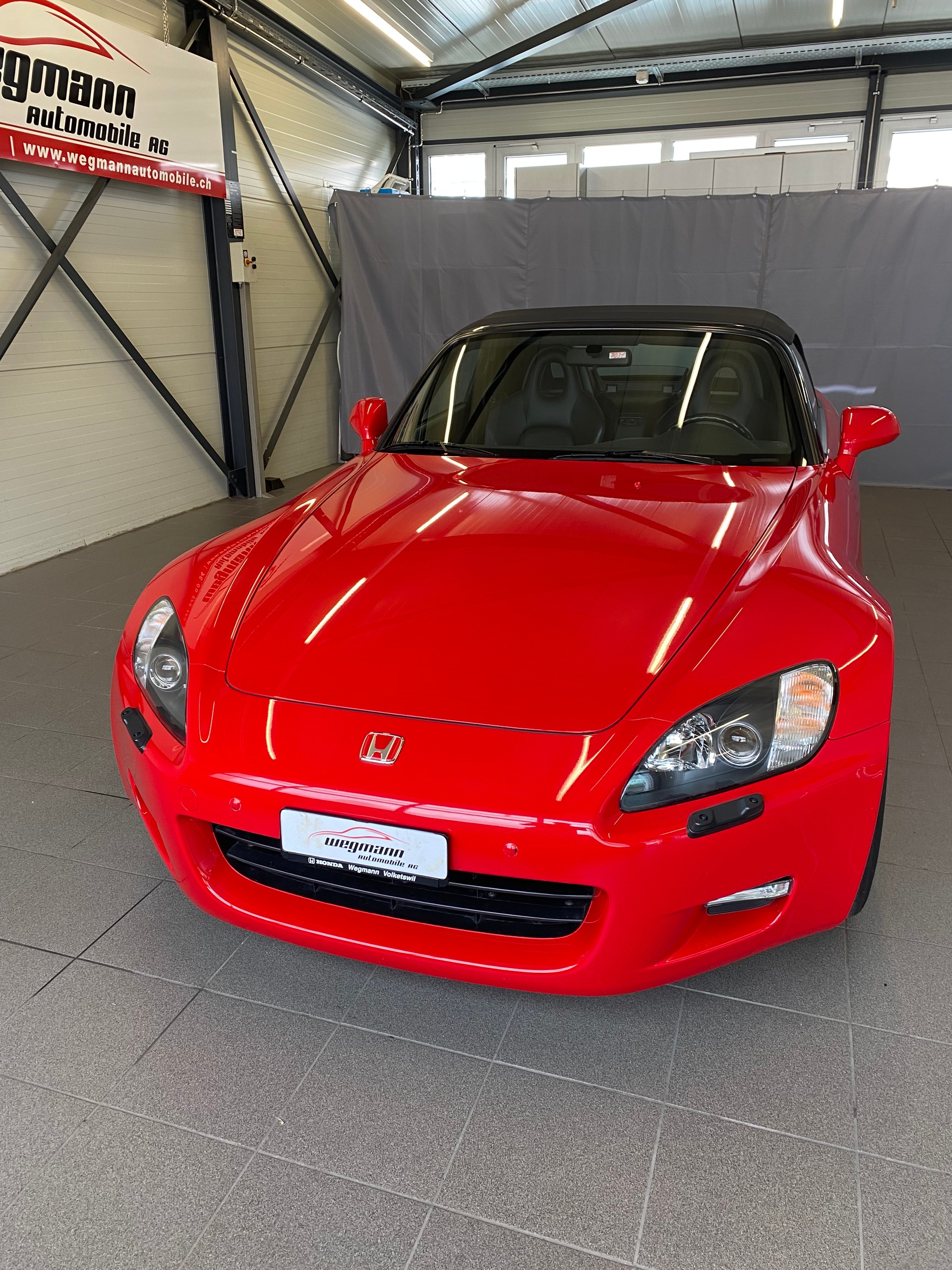 HONDA S2000-image-1