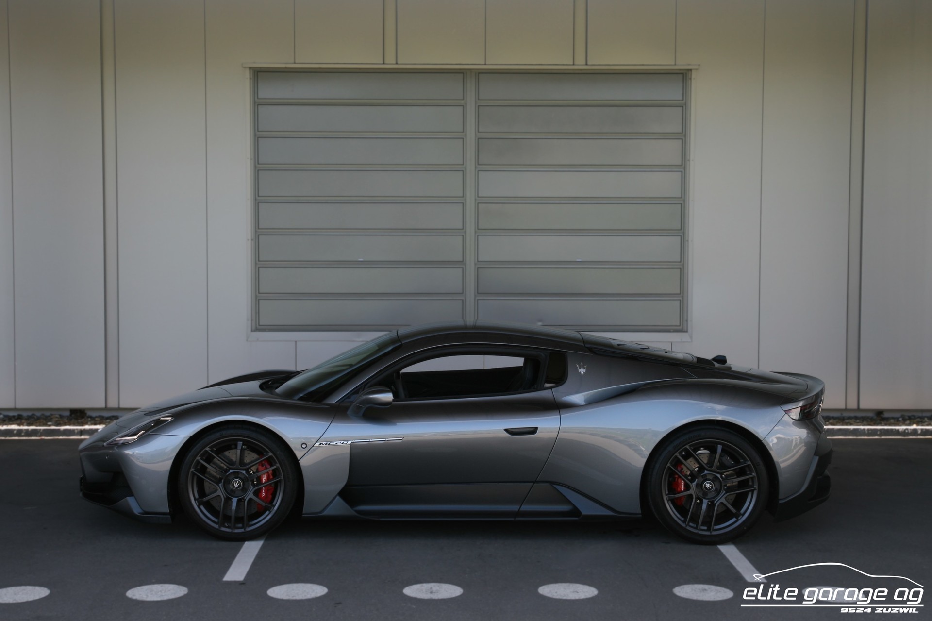 MASERATI MC 20-image-1