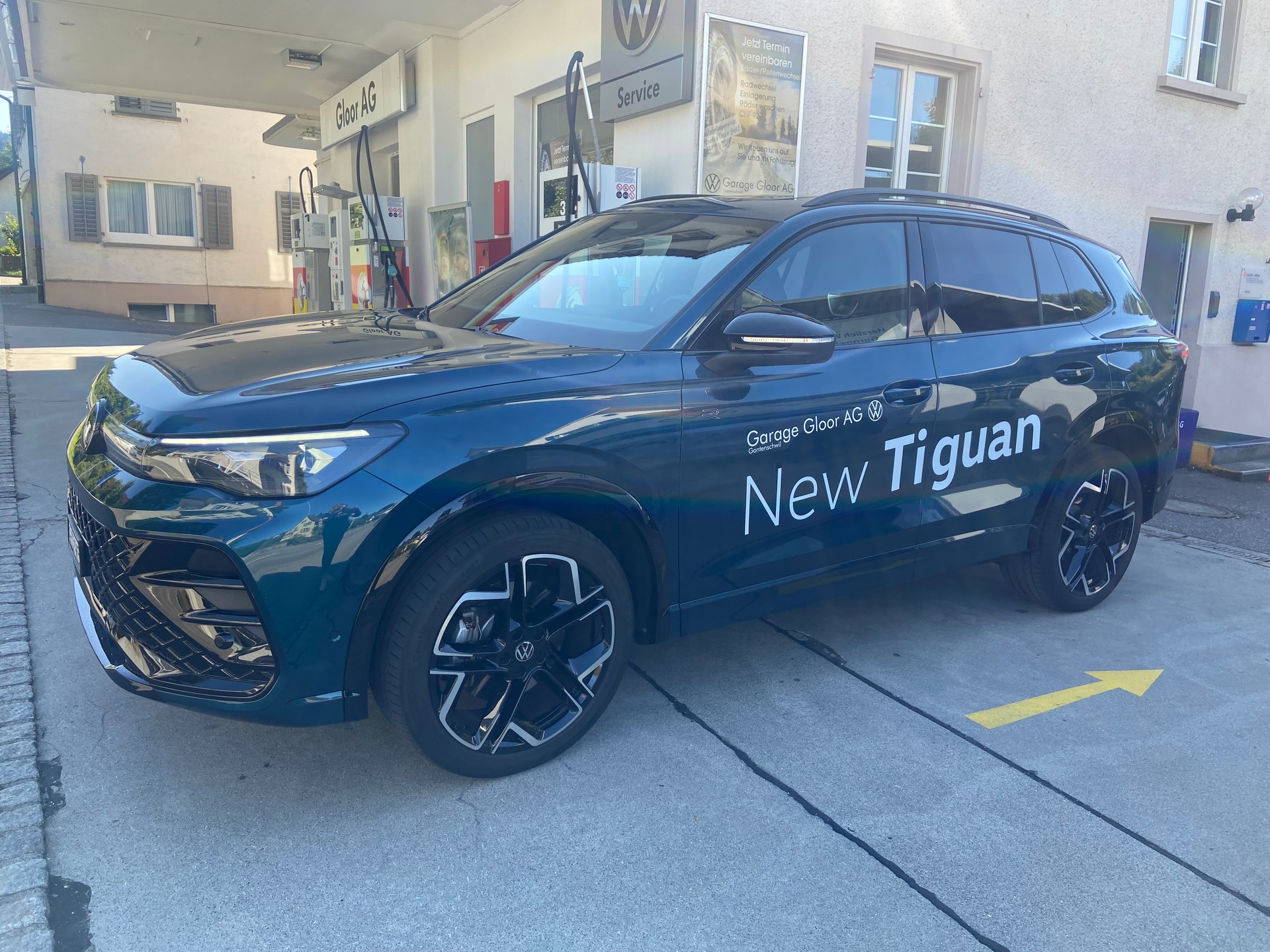 VW Tiguan 2.0 TDI SCR R-Line 4Motion DSG-image-1