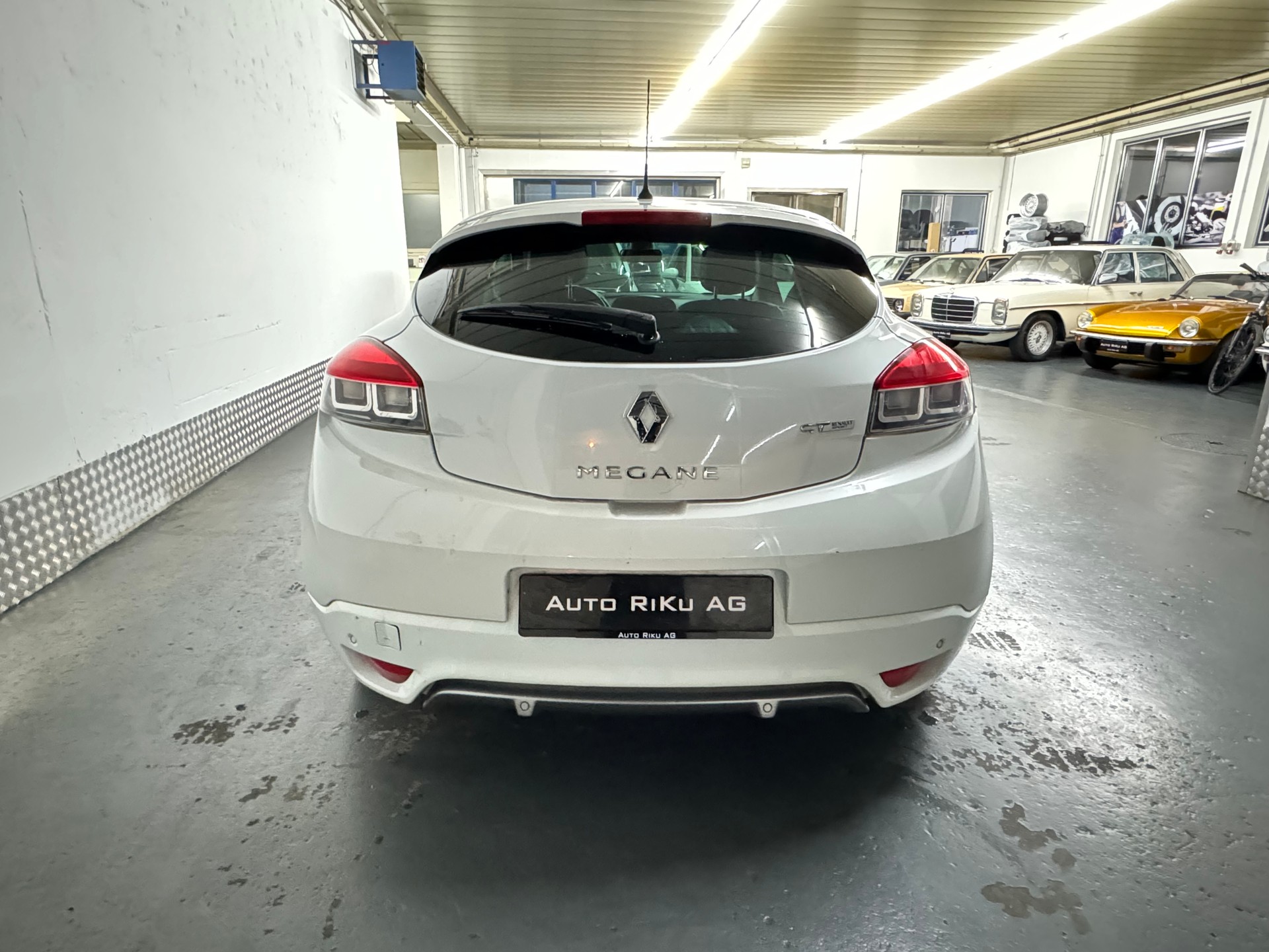 RENAULT Mégane Coupé 2.0 16V Turbo GT-image-9