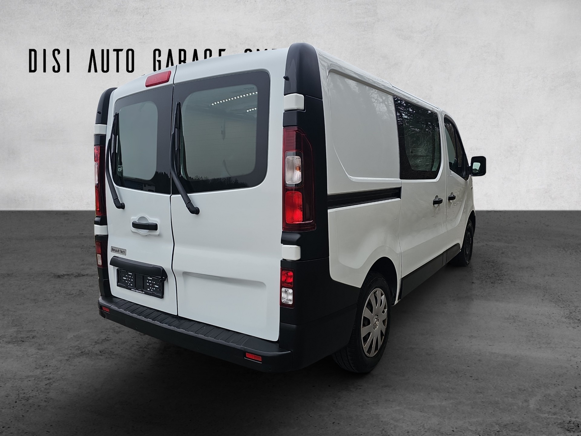 RENAULT Trafic 2.0 dCi 120 3.0t Business L1H1-image-10